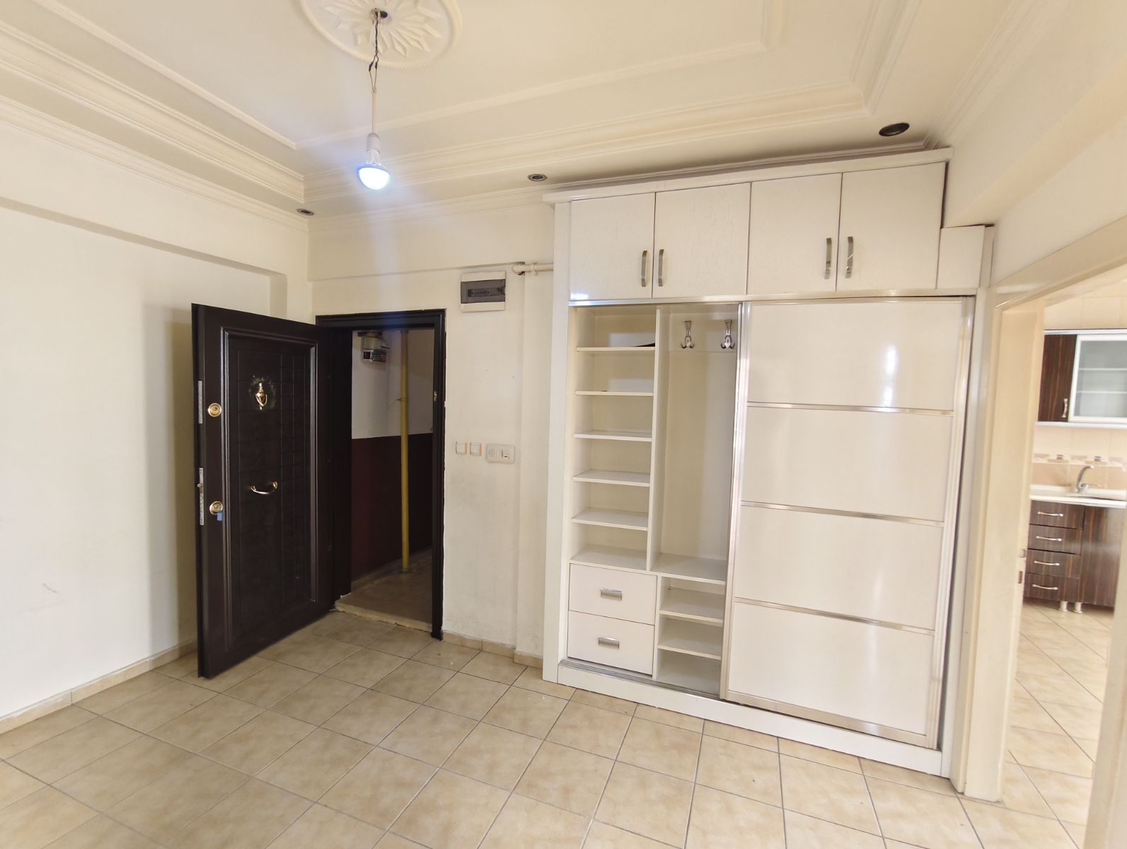 TALAS TABLAKAYA MÜKEMMEL LOKASYON 1.KAT KOMBİLİ SATILIK DAİRE - Resim 3