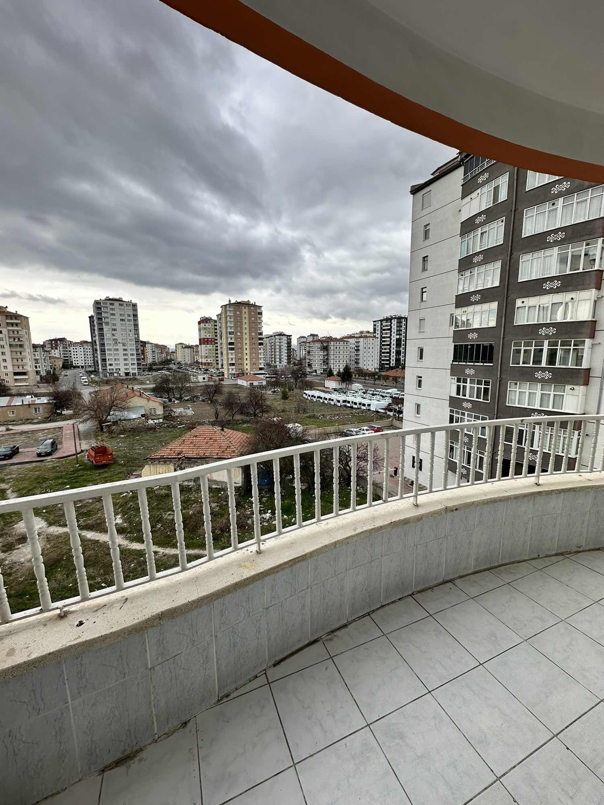 Havaalanına 1 Dk Mesafede 3+1 KİRALIK DAİRE - Resim 10