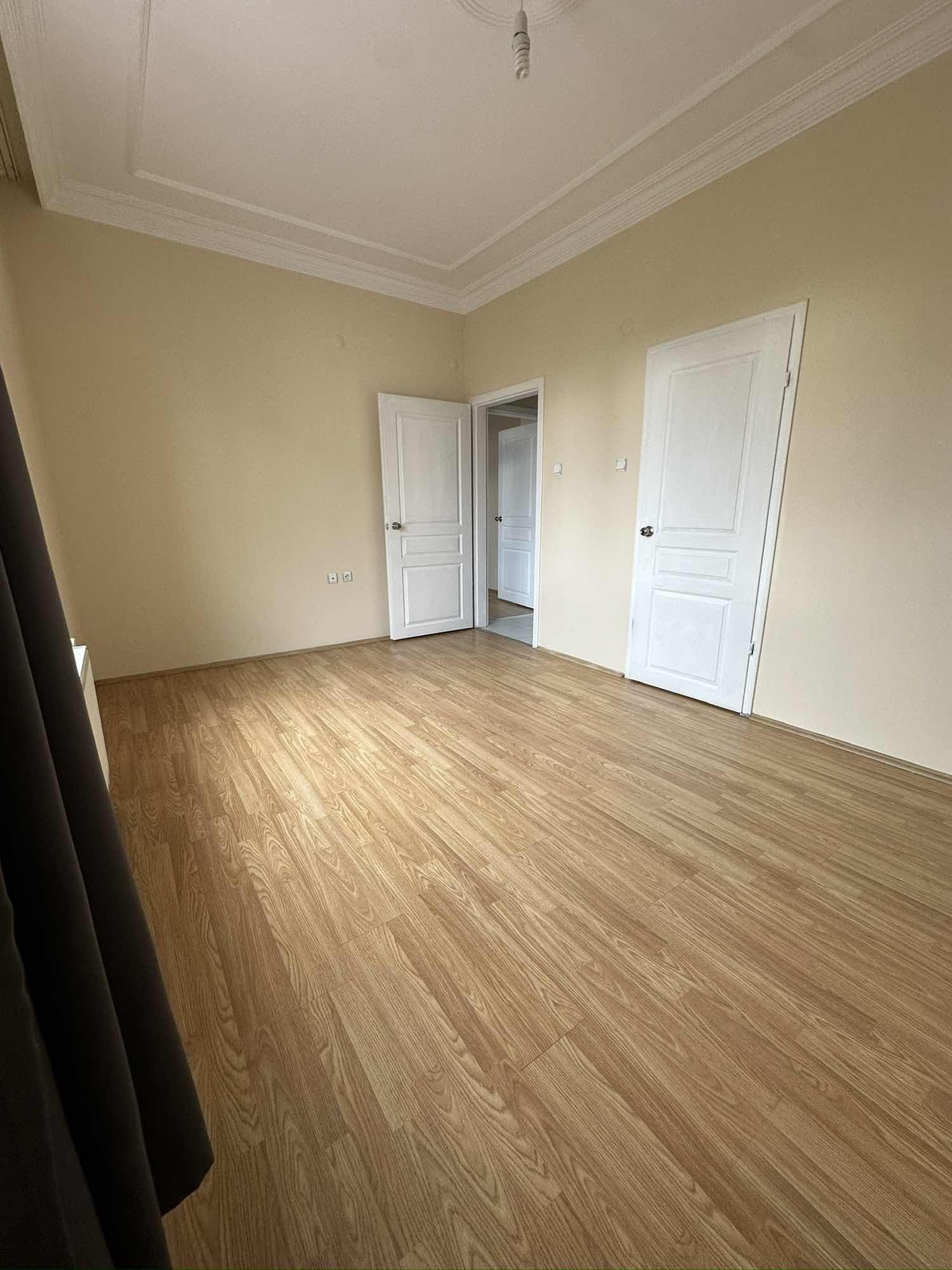 Havaalanına 1 Dk Mesafede 3+1 KİRALIK DAİRE - Resim 3