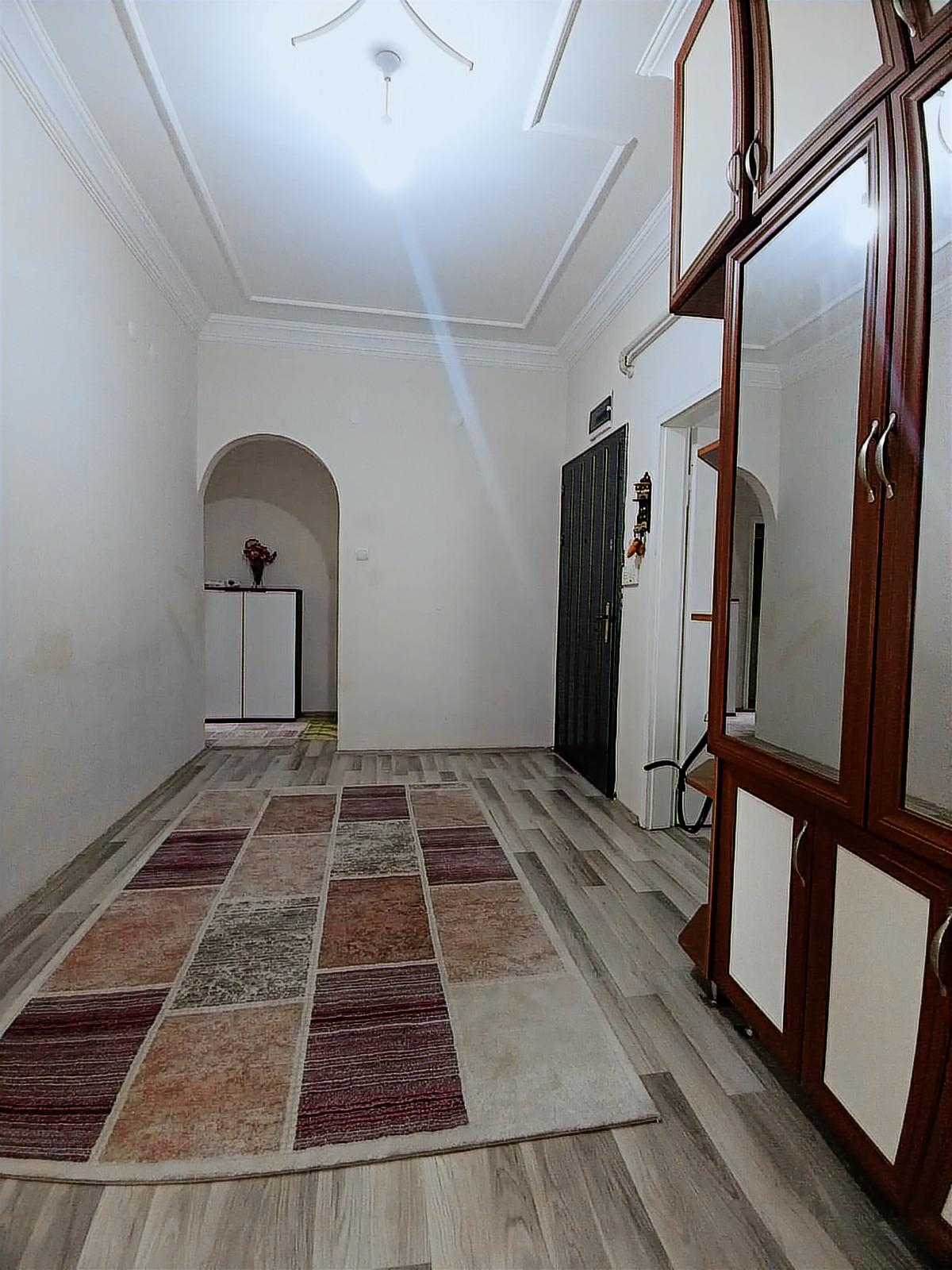 Esentepe'de Tramvay Durağına Yakın Bakımlı Satılık 3+1 Daire - Resim 4