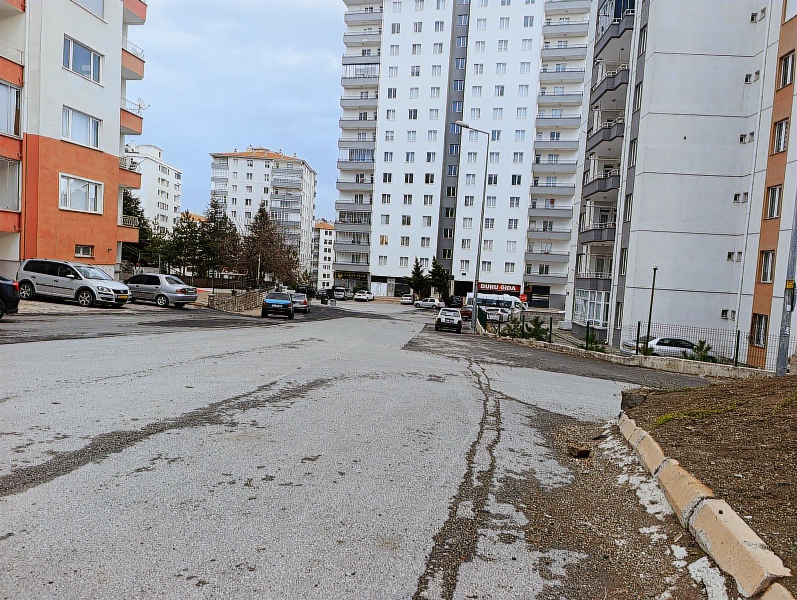 Yenidoğan Mahallesinde Çift Banyo ve Balkon Satılık Daire - Resim 25