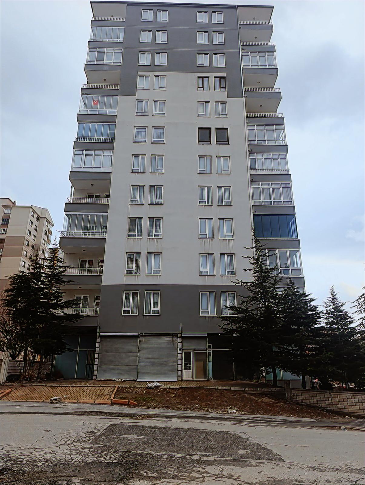 Yenidoğan Mahallesinde Çift Banyo ve Balkon Satılık Daire - Resim 29
