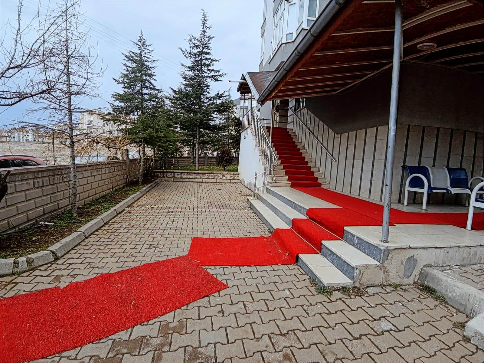 Yenidoğan Mahallesinde Çift Banyo ve Balkon Satılık Daire - Resim 10