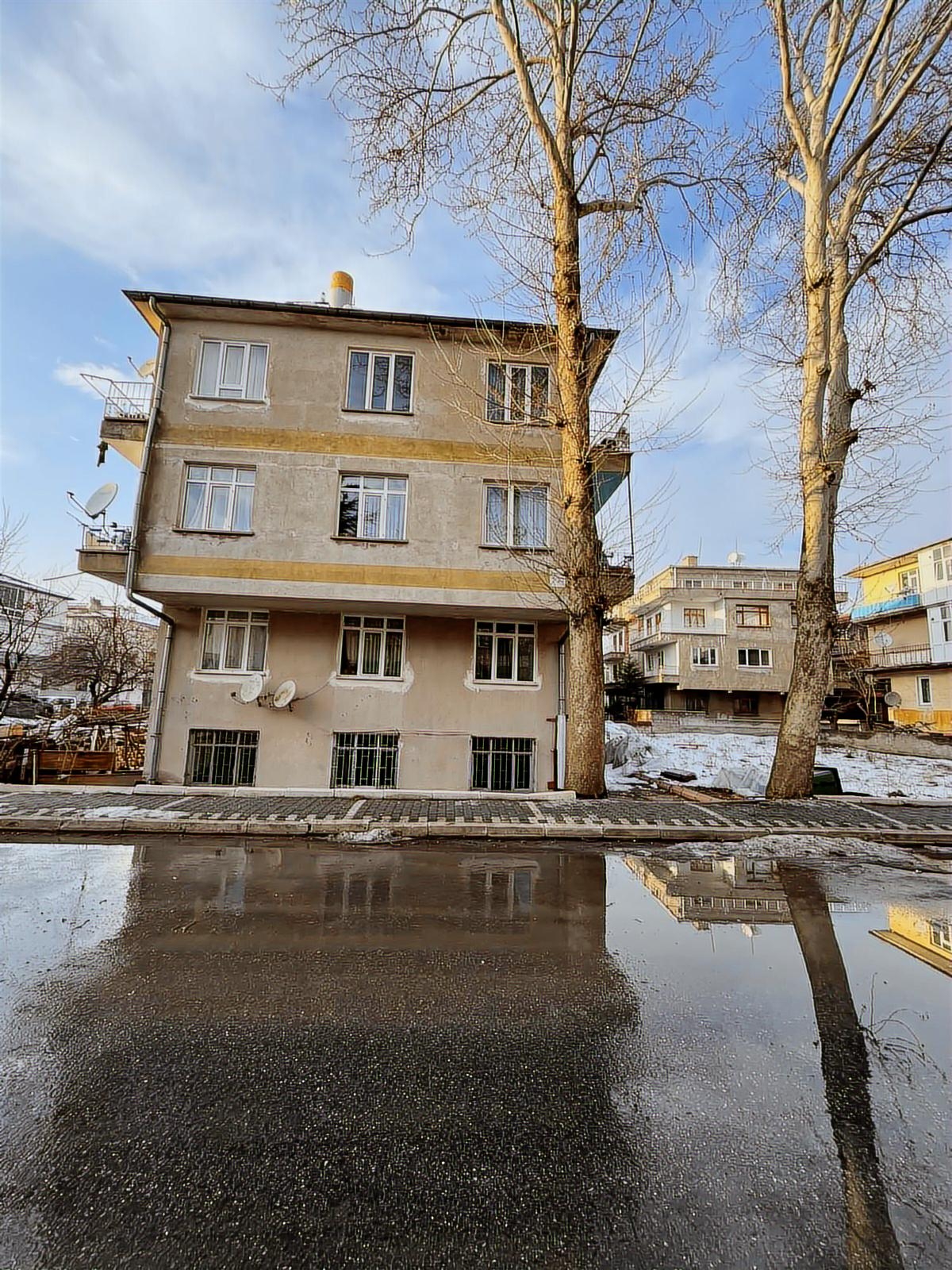 Esenyurt mah harika lokasyonda bodrum kat daire - Resim 14