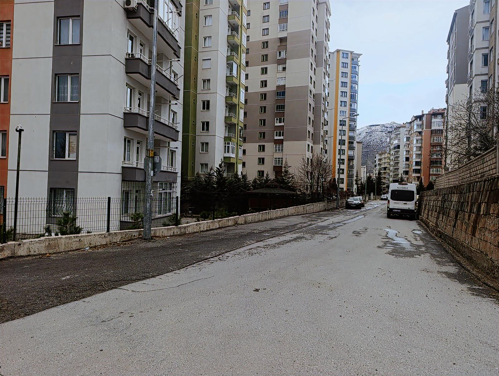 Yenidoğan Mahallesinde Çift Banyo ve Balkon Satılık Daire - Resim 27