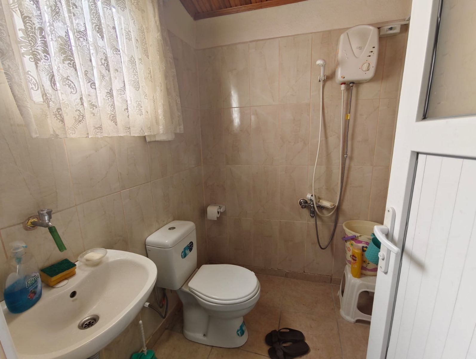 HACILAR AŞAĞI MAHALLEDE 653 M2 SATILIK TEMİZ PARSELLİ BAĞ EVİ - Resim 2