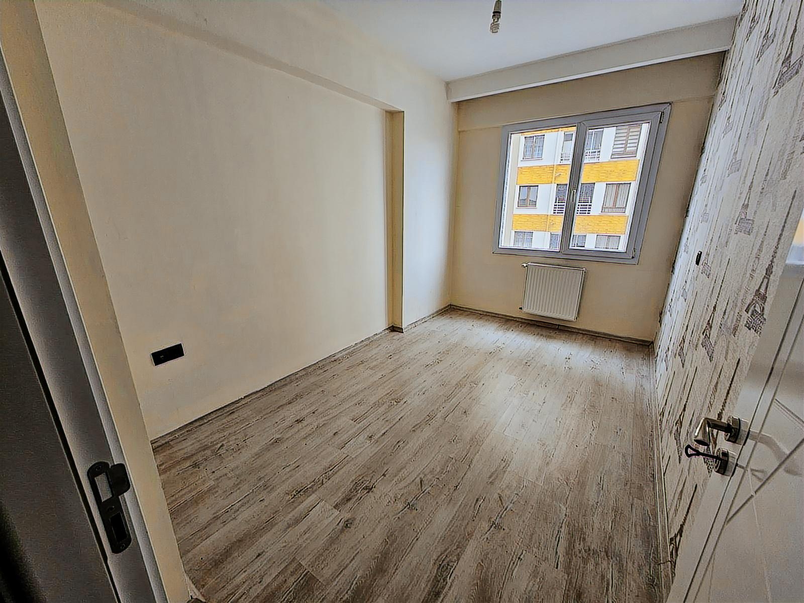 Mithatpaşada Geniş 3+1 | Ebeveyn Banyolu | Önü Açık | 3 Yıllık - Resim 3