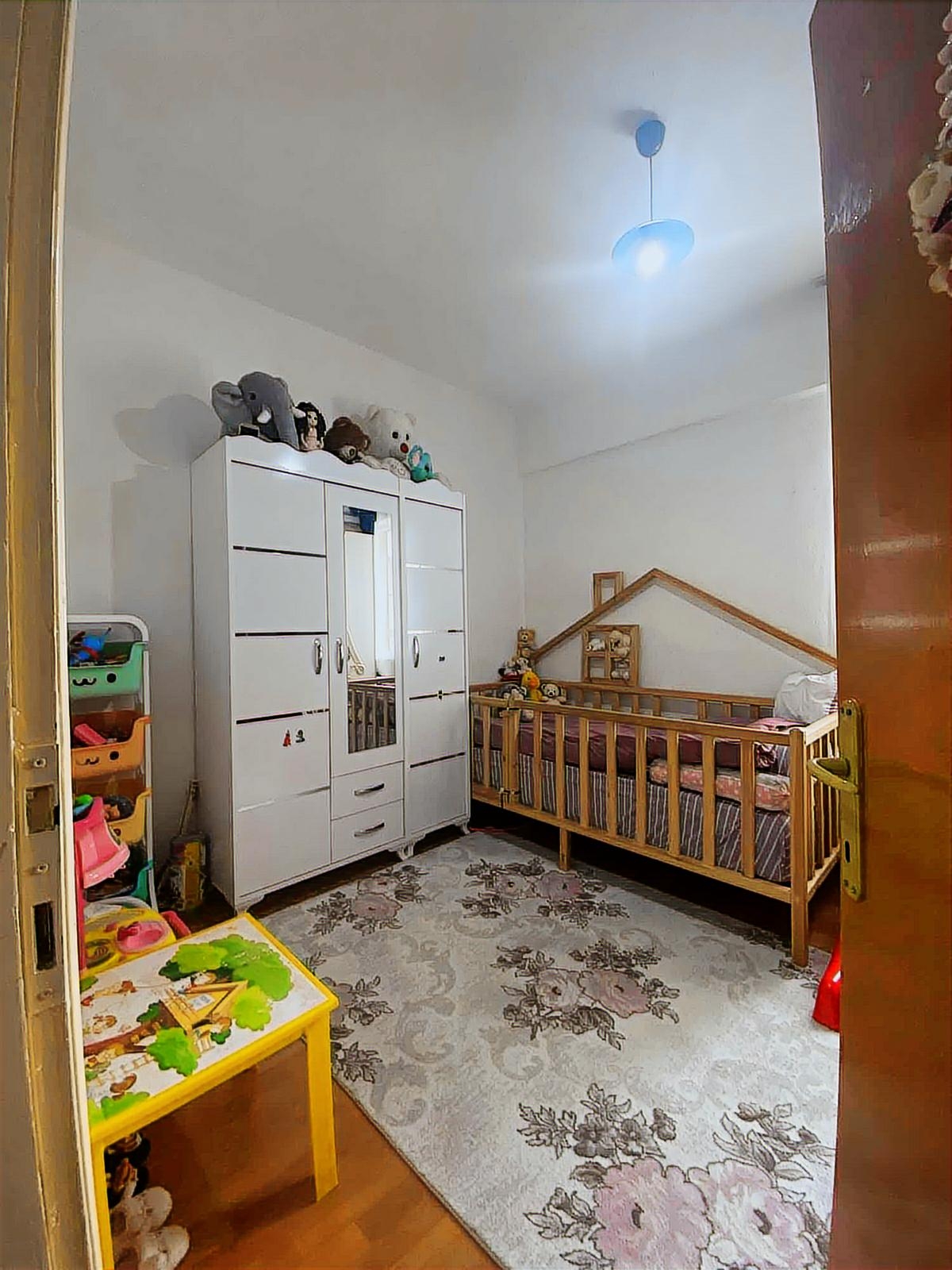 CAMİKEBİR MAH ARA KAT FIRSAT DAİRESİ