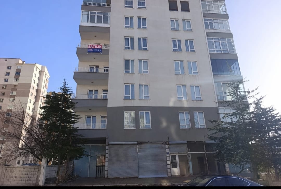 Yenidoğan Mahallesinde Çift Banyo ve Balkon Satılık Daire - Resim 23