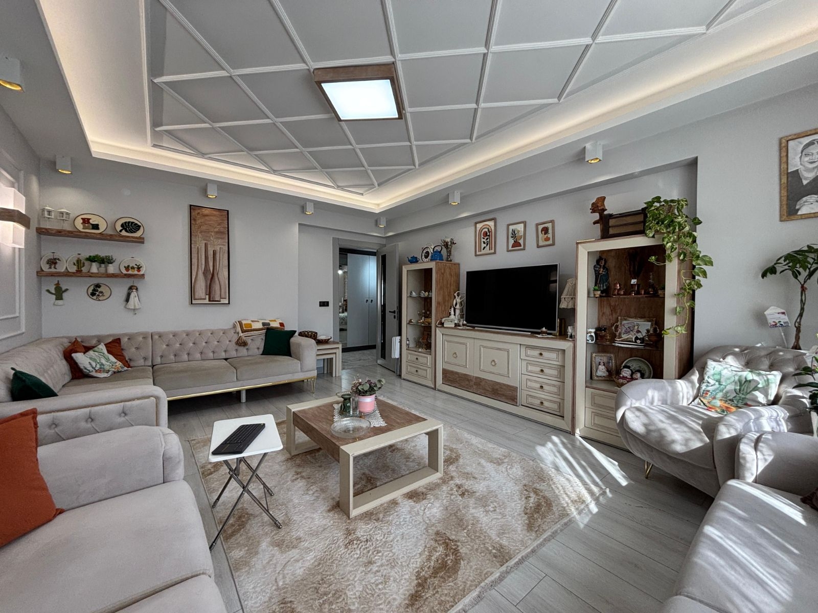 3.5+1 BEŞLER İNŞ EKSTRALI LUX DAİRE - Resim 7