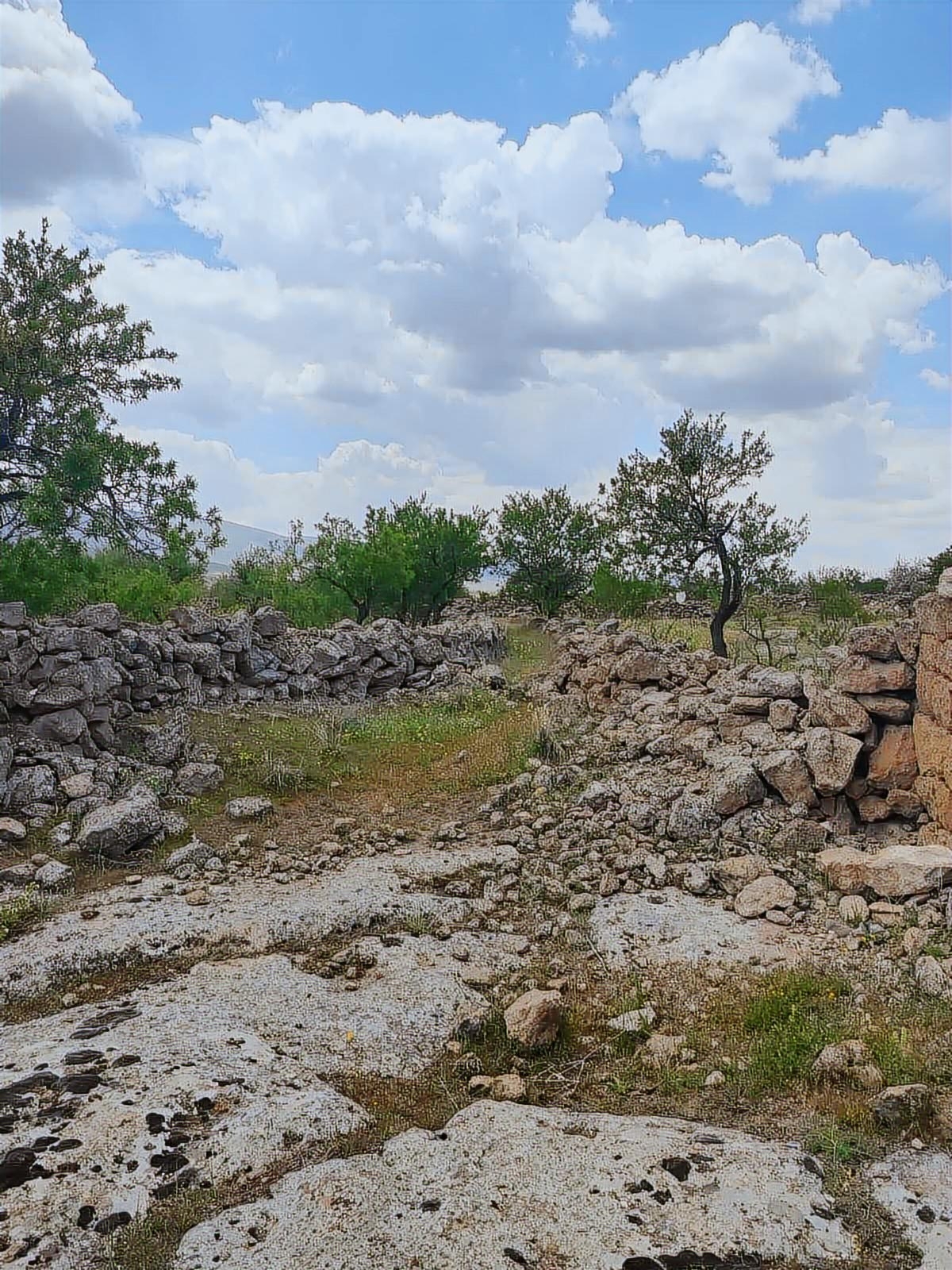 İNCESU BAHÇESARAY'DA İMARA YAKIN SATILIK BAĞ YATIRIMLIK - Resim 10