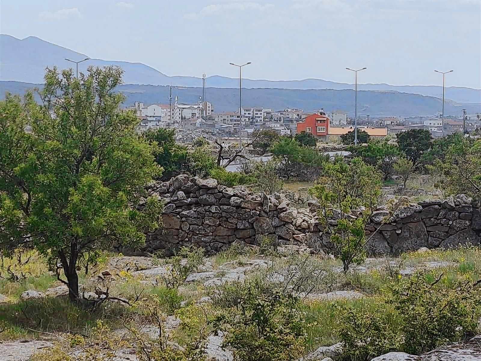 İNCESU BAHÇESARAY'DA İMARA YAKIN SATILIK BAĞ YATIRIMLIK - Resim 6