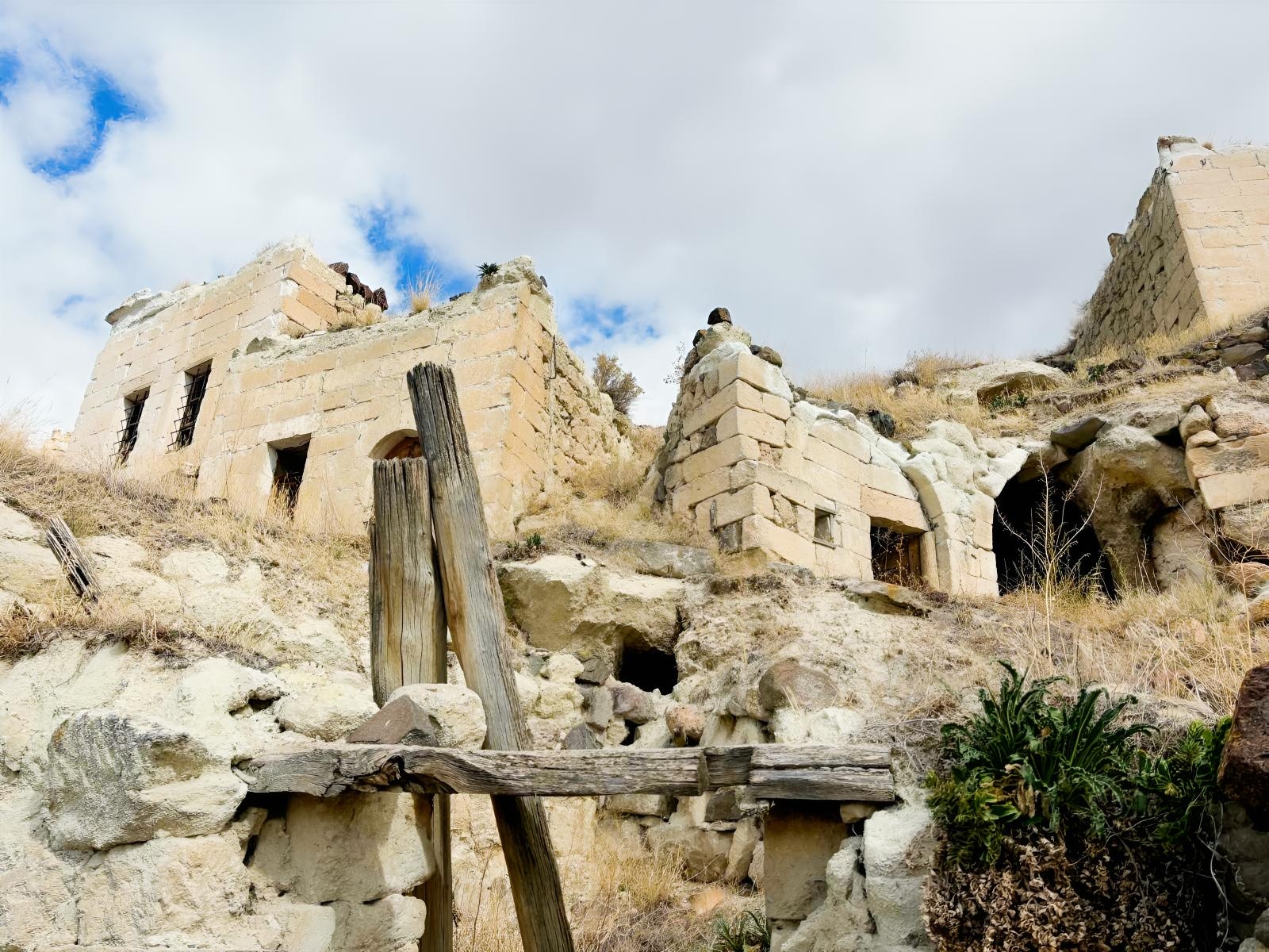 Ürgüp Karacaören'de Satılık Müstakil Tarihi Ev - Resim 8