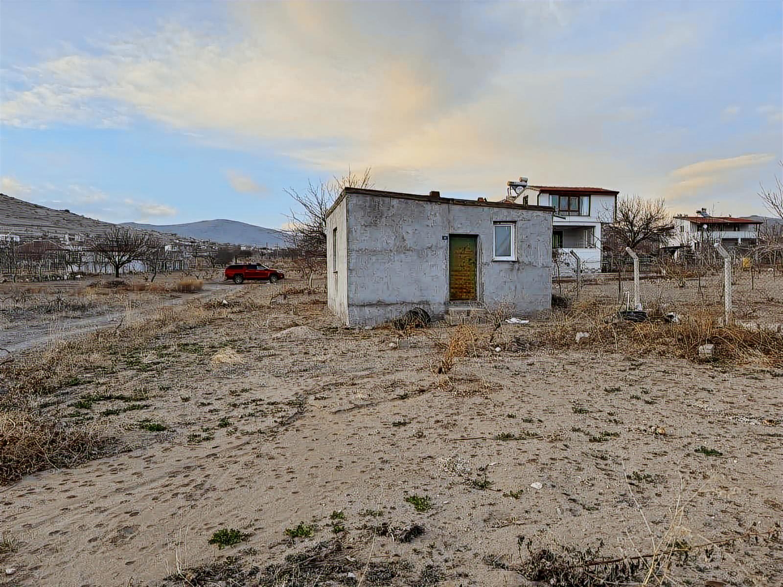 İNCESU ÖRENŞEHİRDE SATILIK 483 M2 ARSALI BAĞ EVİ