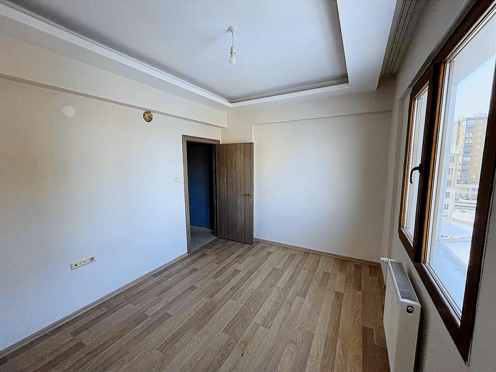 YOL ÜZERİ 3+1 | KİRALIK DAİRE GENİŞ BALKONLU - Resim 16