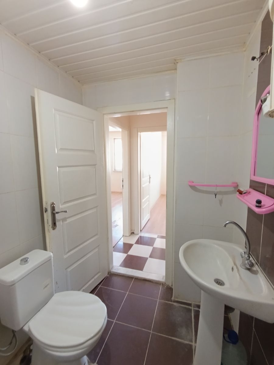 TALAS MEVLANA PAPATYA CADDESİ ÜZERİNDE KİRALIK 3+1 DAİRE ARA KAT - Resim 2