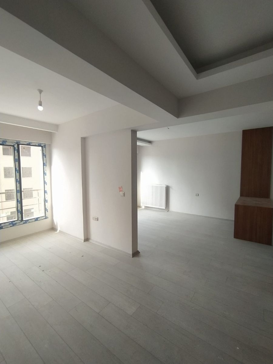 ŞEHİR HASTANESİ KARŞISINDA KİRALIK 2+1 ARA KAT DAİRE - Resim 7