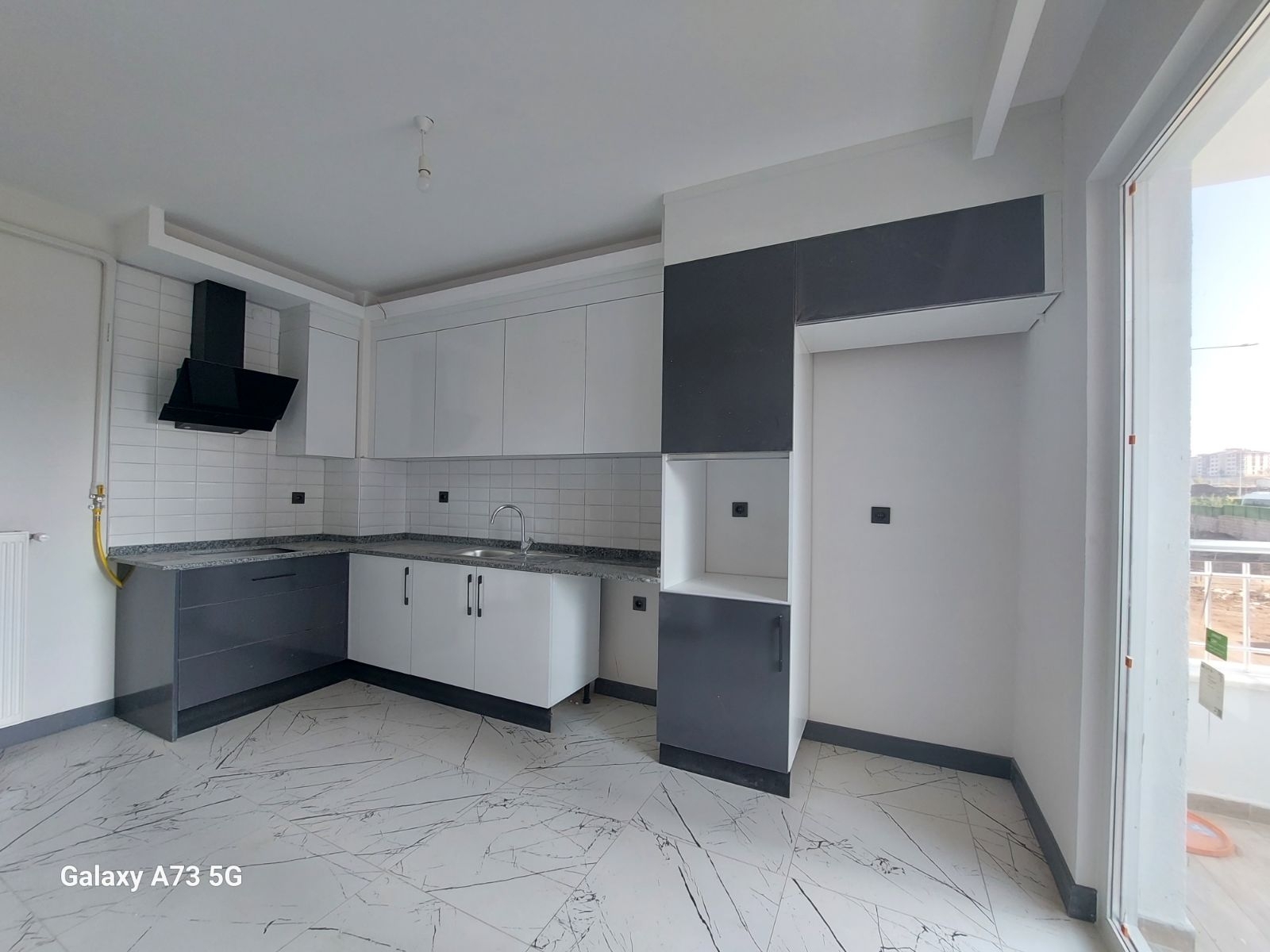 Kiralık Giyinme Odalı ve Ebeveyn Banyolu 5 Odalı Sıfır Daire - Resim 16