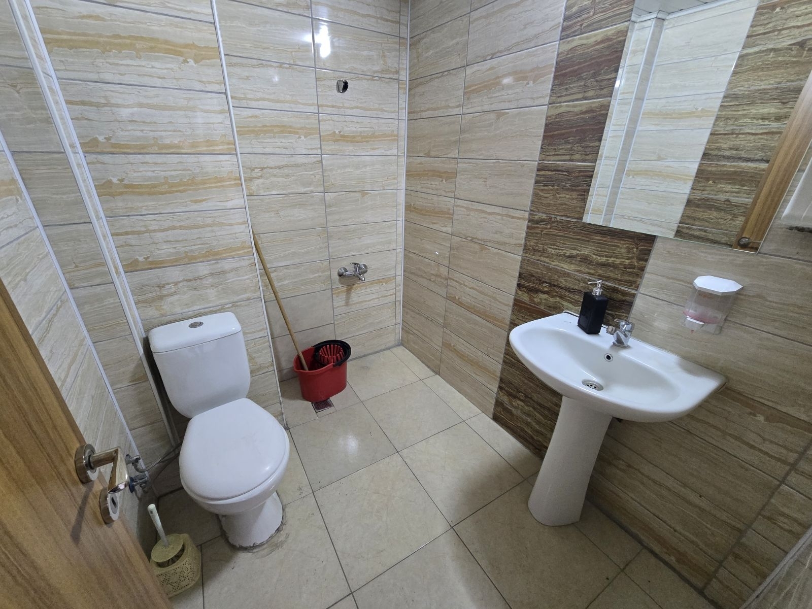 kiralık 3+1 ofis 115m - Resim 9