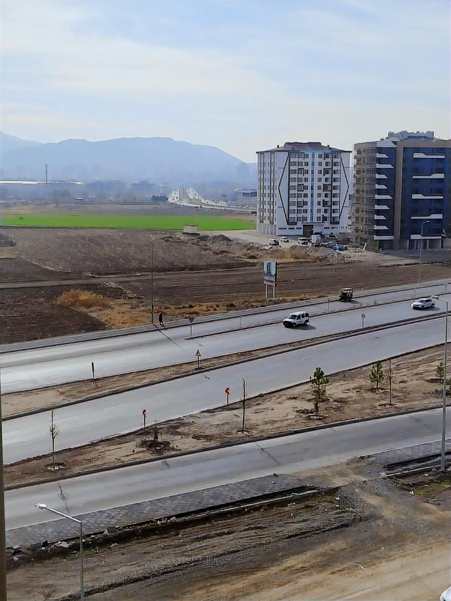 ŞEHİR HASTANESİ KARŞISINDA KİRALIK 2+1 ARA KAT DAİRE - Resim 14