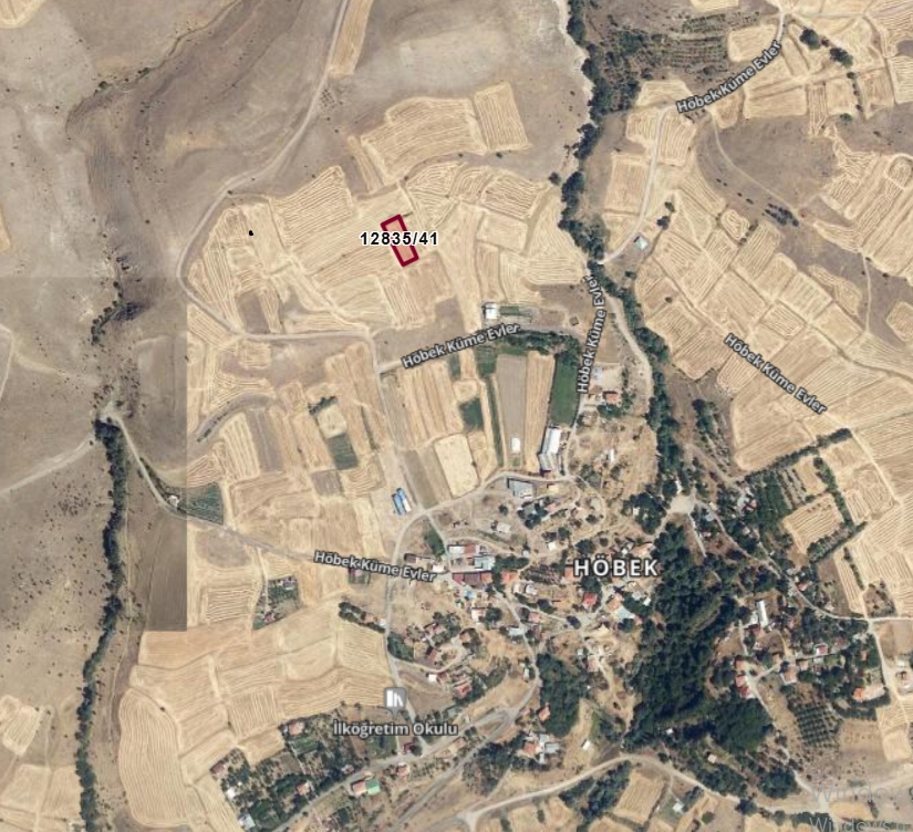 HÖBEK DE KÖYE YAKIN 1.340 M2 TARLA - Resim 5