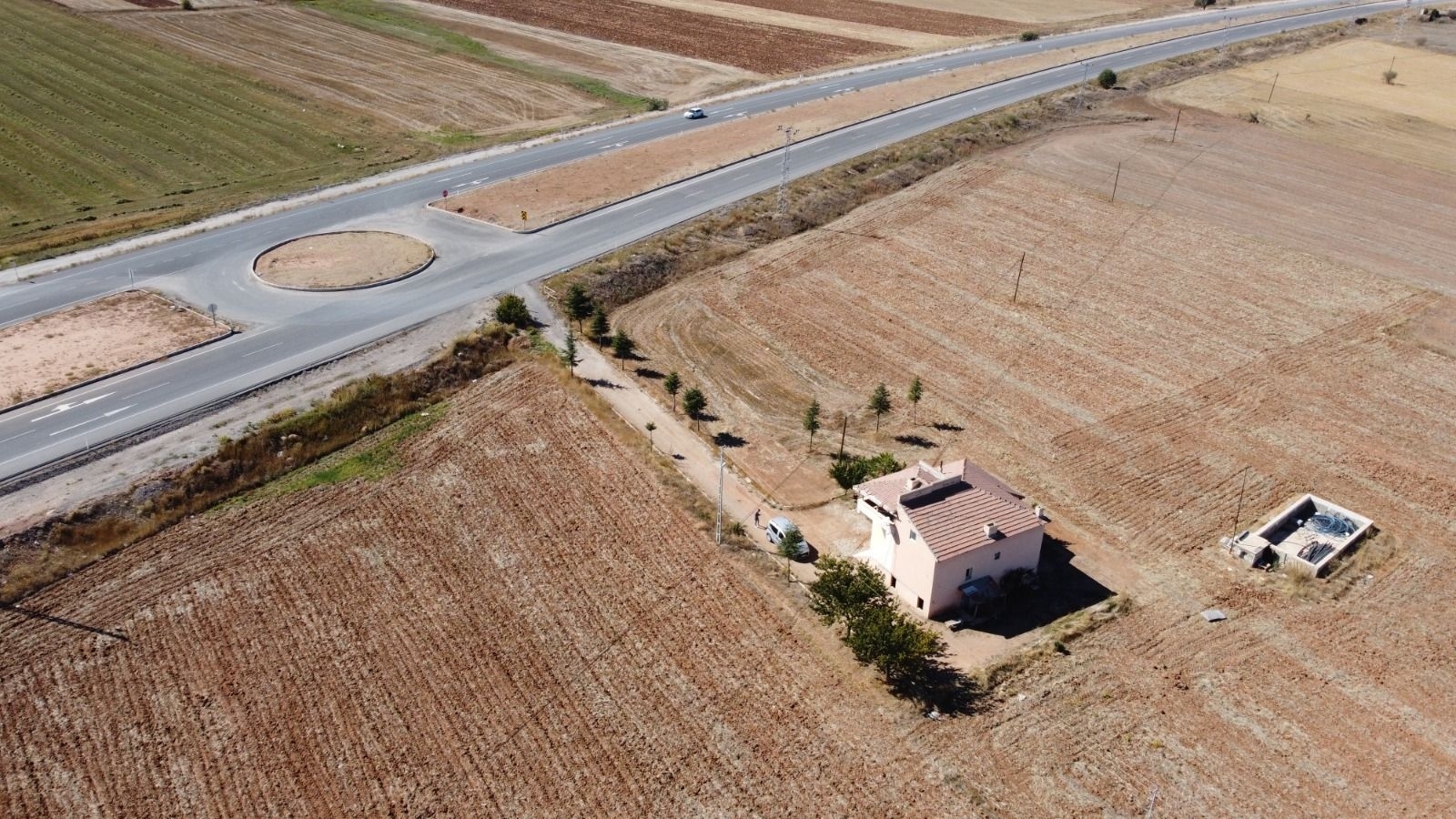 10 Dönüm Tarla İçinde Satılık Müstakil Ev Yer Konum Harika - Resim 34