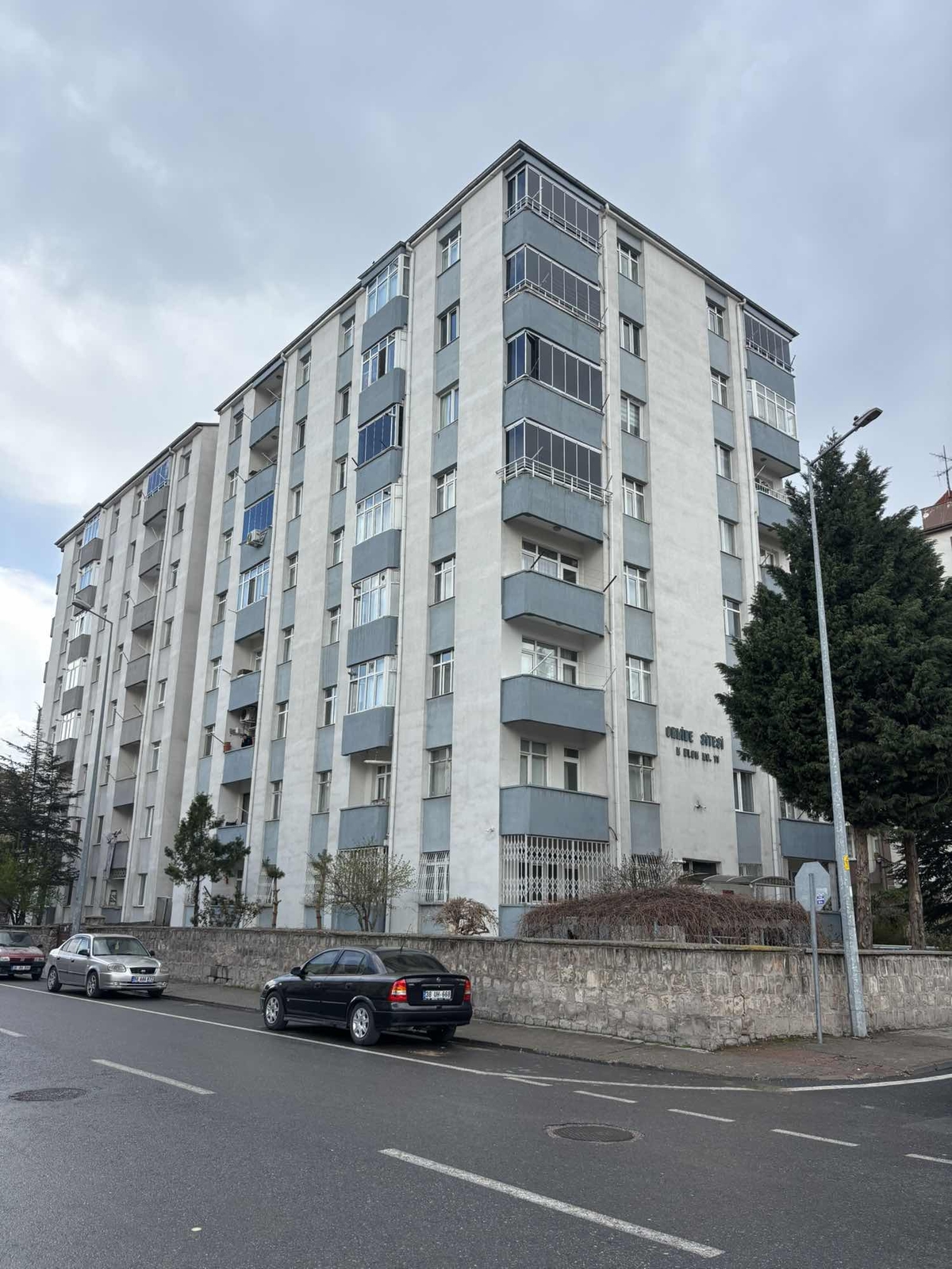 ZiyaGökalp de 3+1 Daire Kombili