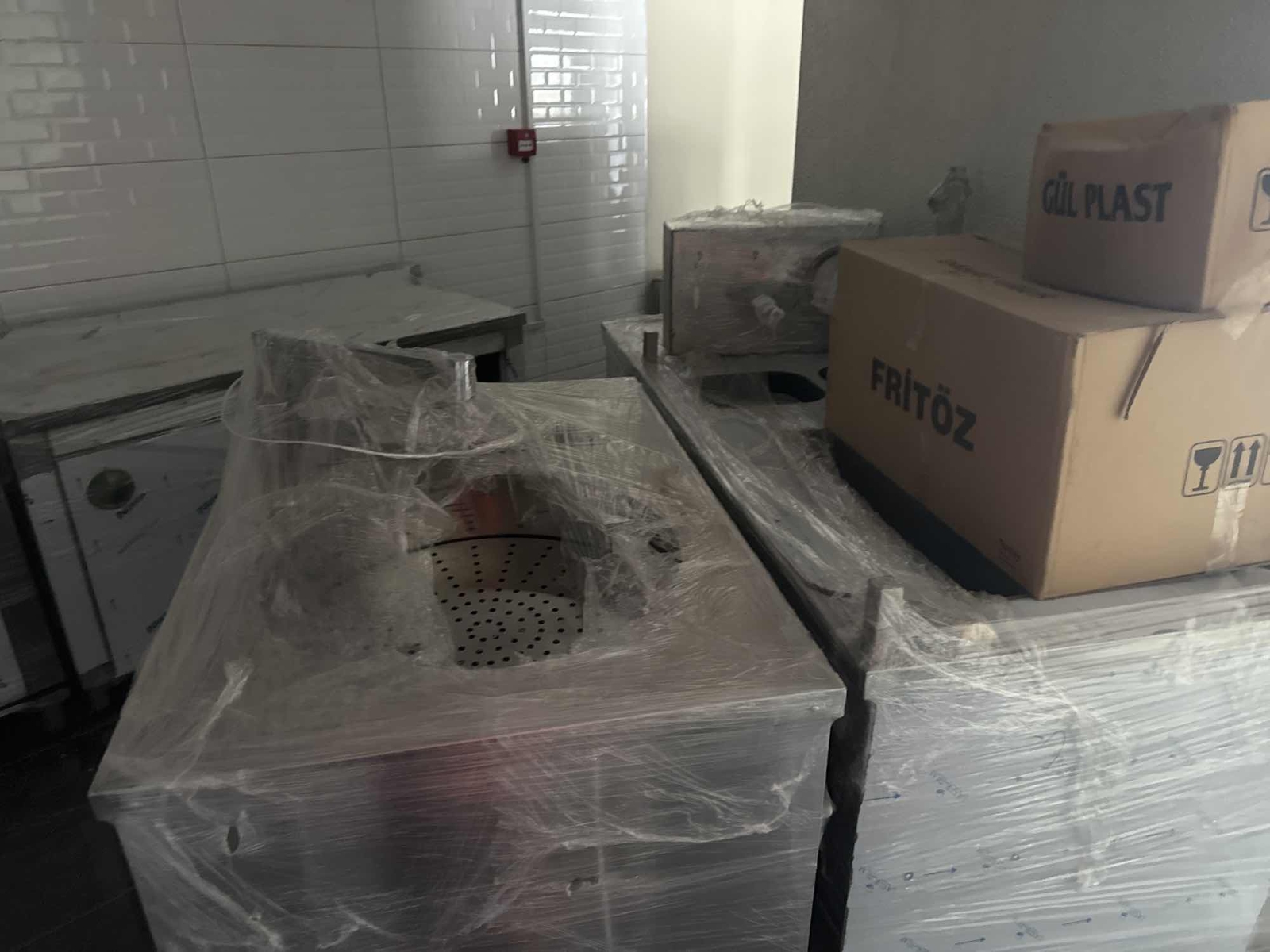 Göreme Merkezde 85 m2 herşey hazır dükkan - Resim 8