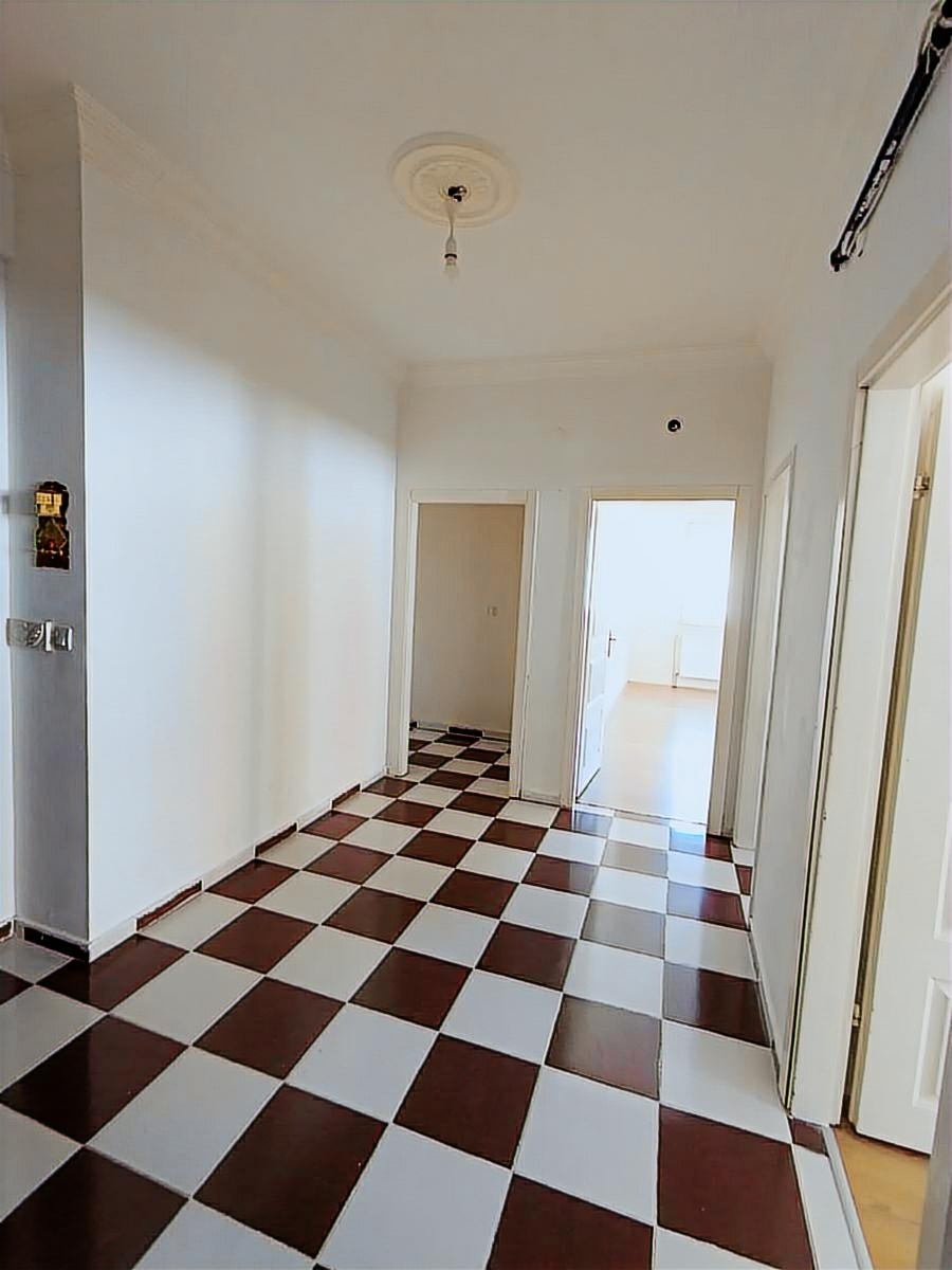 TALAS MEVLANA PAPATYA CADDESİ ÜZERİNDE KİRALIK 3+1 DAİRE ARA KAT - Resim 3