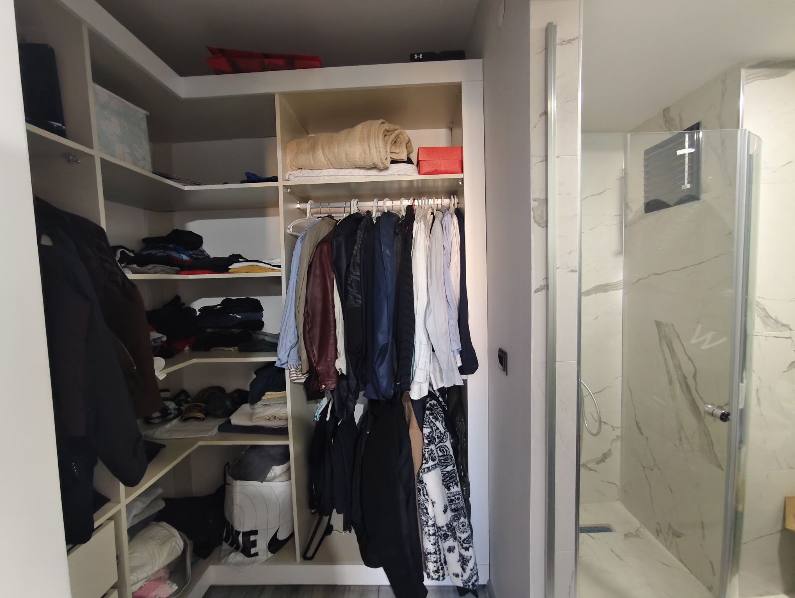 YAKUTTA 3.5+1 HARİKA MANZARALI SÜPER KONUMLU SATILIK DAİRE - Resim 16