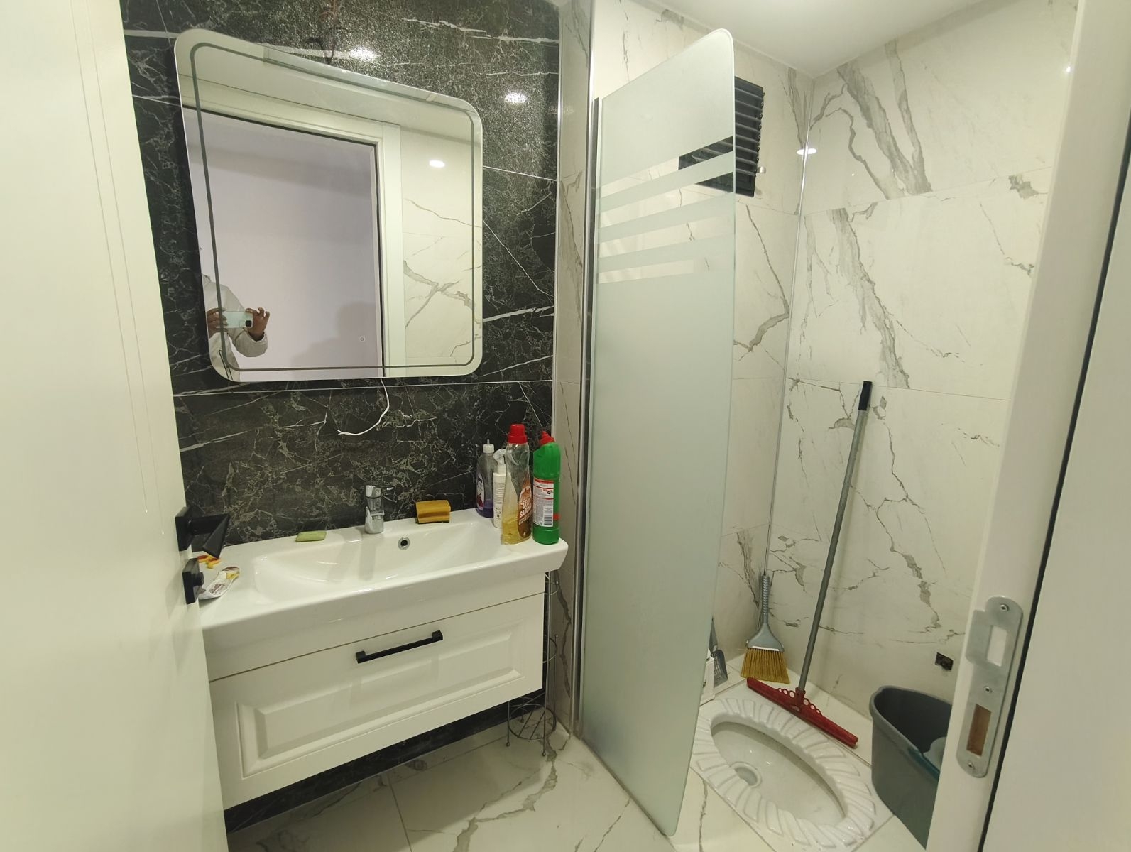YAKUTTA 3.5+1 HARİKA MANZARALI SÜPER KONUMLU SATILIK DAİRE - Resim 5