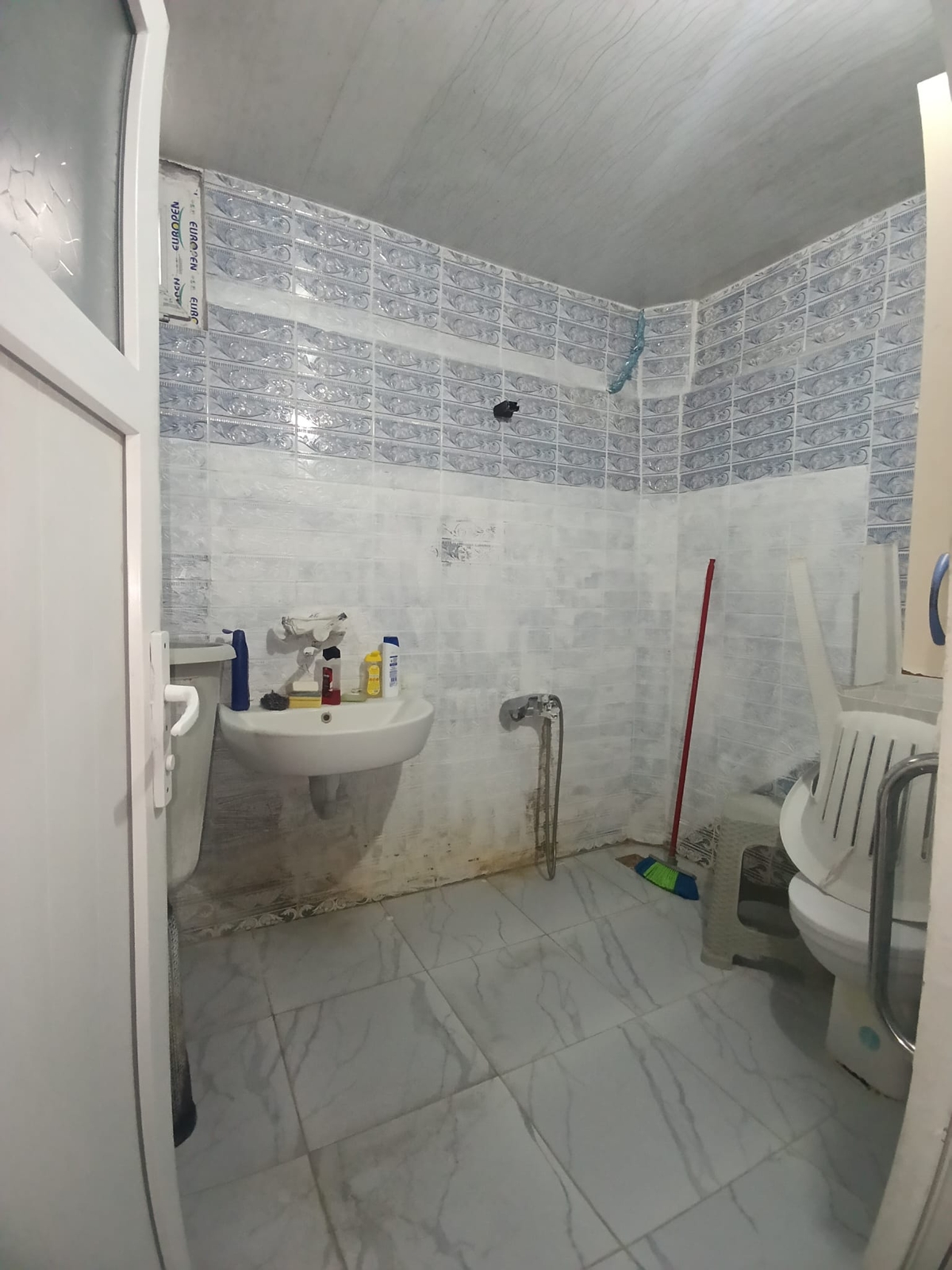 Harika Konumlu Kombili AraKat Satılık 3+1 Daire - Resim 9