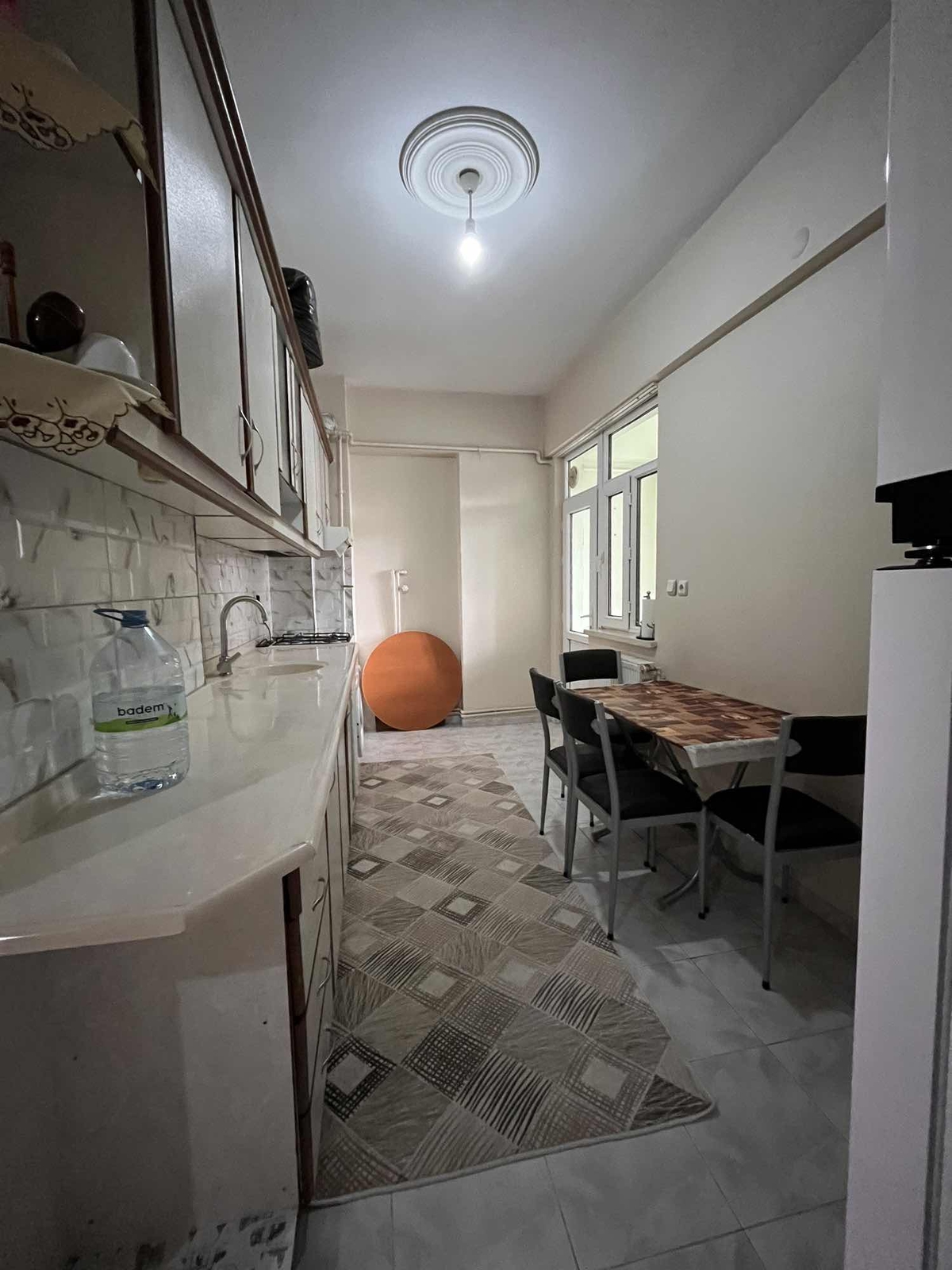 KARADENİZ CADDESİ ÜZERİNDE HARİKA ARA KAT DAİRE - Resim 14