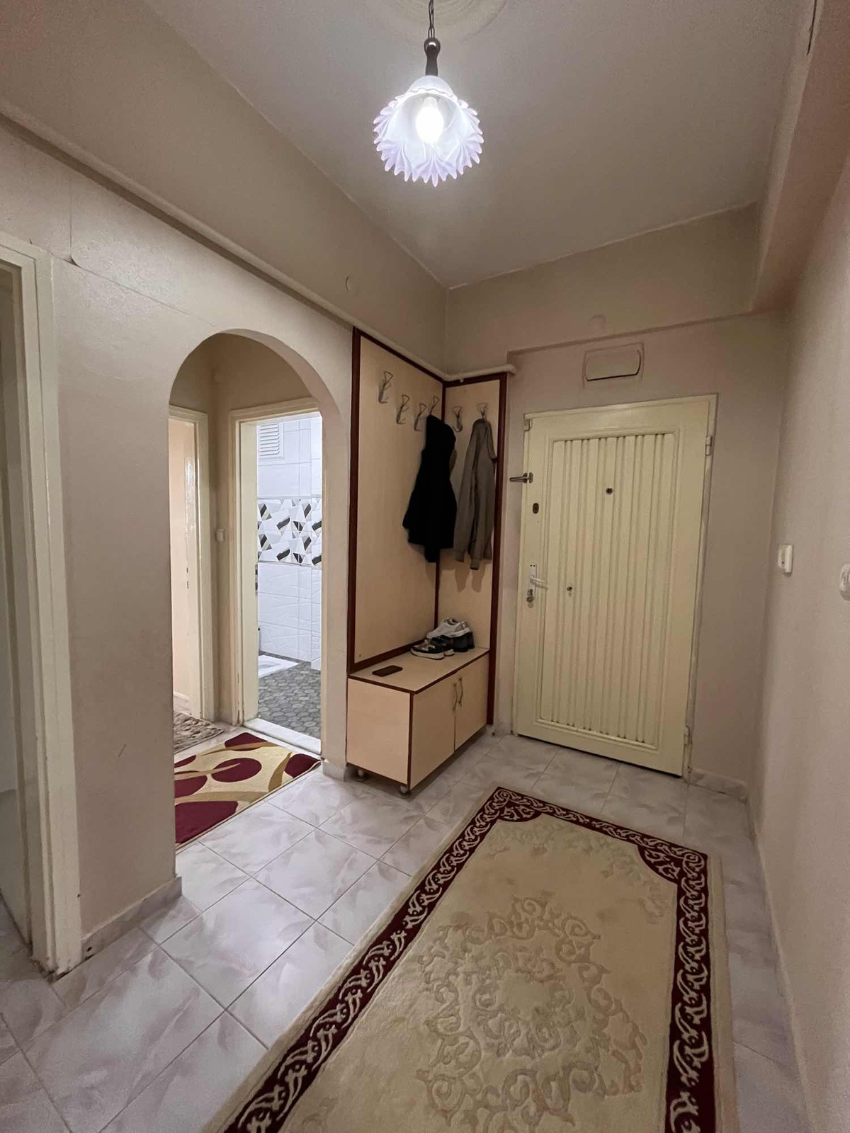KARADENİZ CADDESİ ÜZERİNDE HARİKA ARA KAT DAİRE - Resim 8