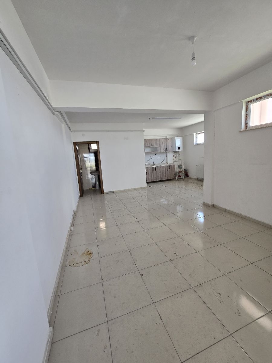 şirintepe'de kiralık 400m dükkan - Resim 6