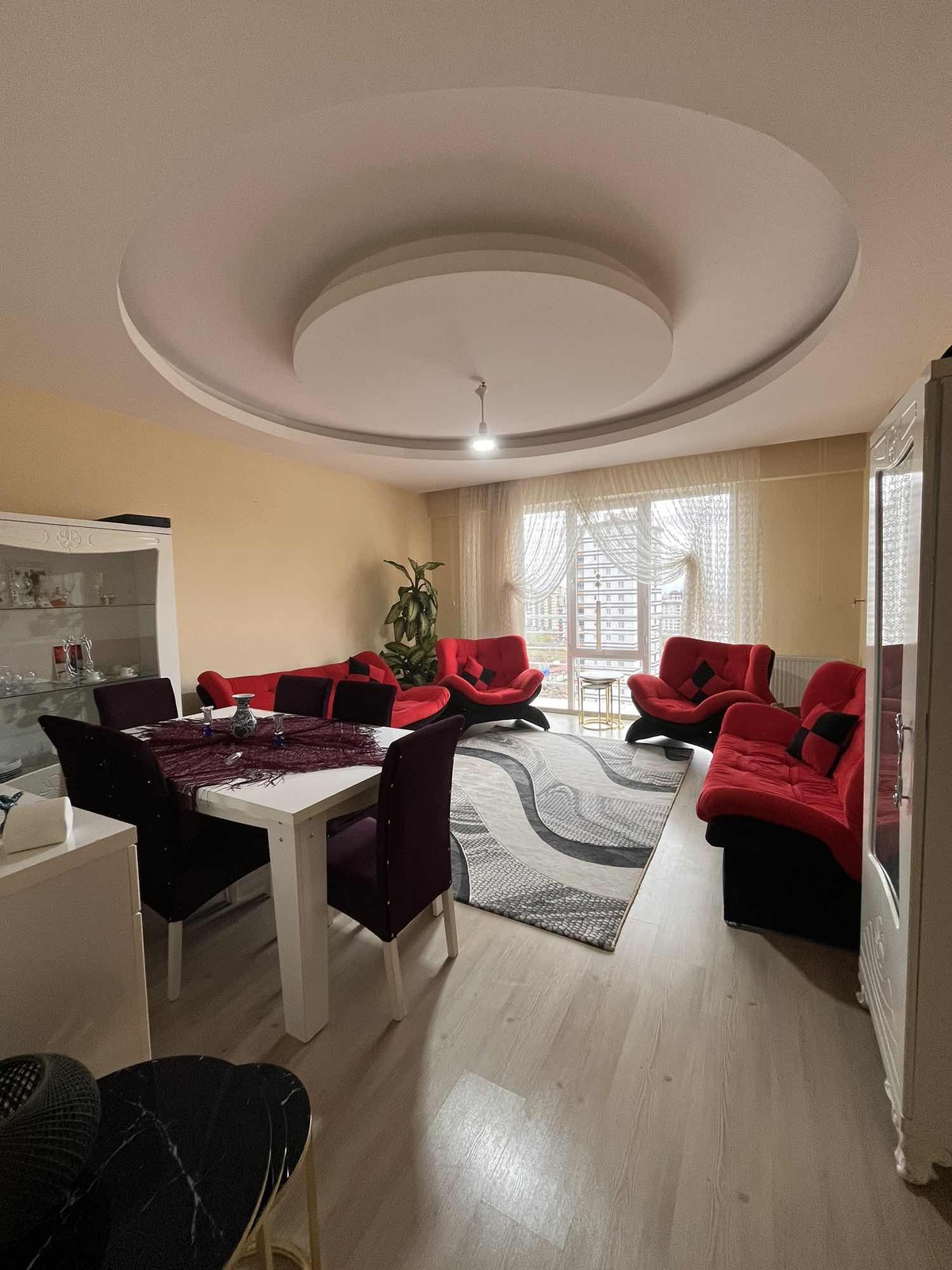 HARİKA KONUMLU FIRSAT DAİRESİ - Resim 5