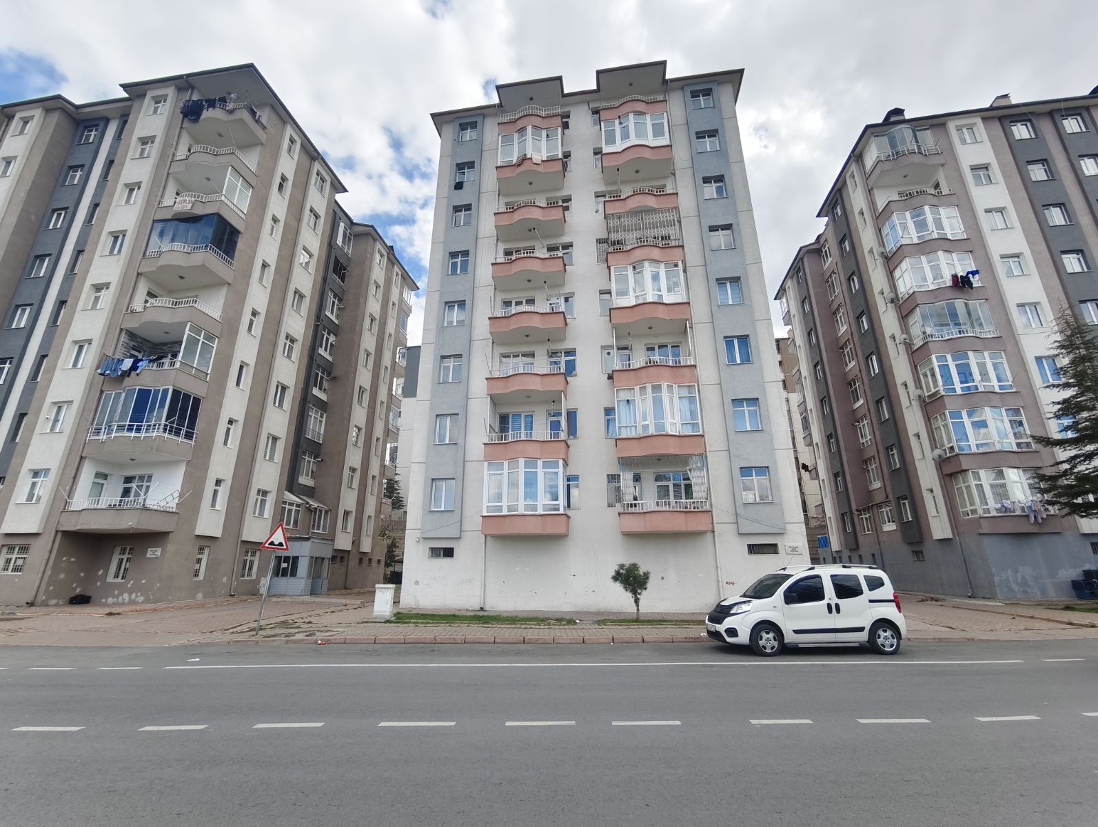 BATTALGAZİ MAHALLESİ SATILIK 1+1 KOMBİLİ DAİRE - Resim 14