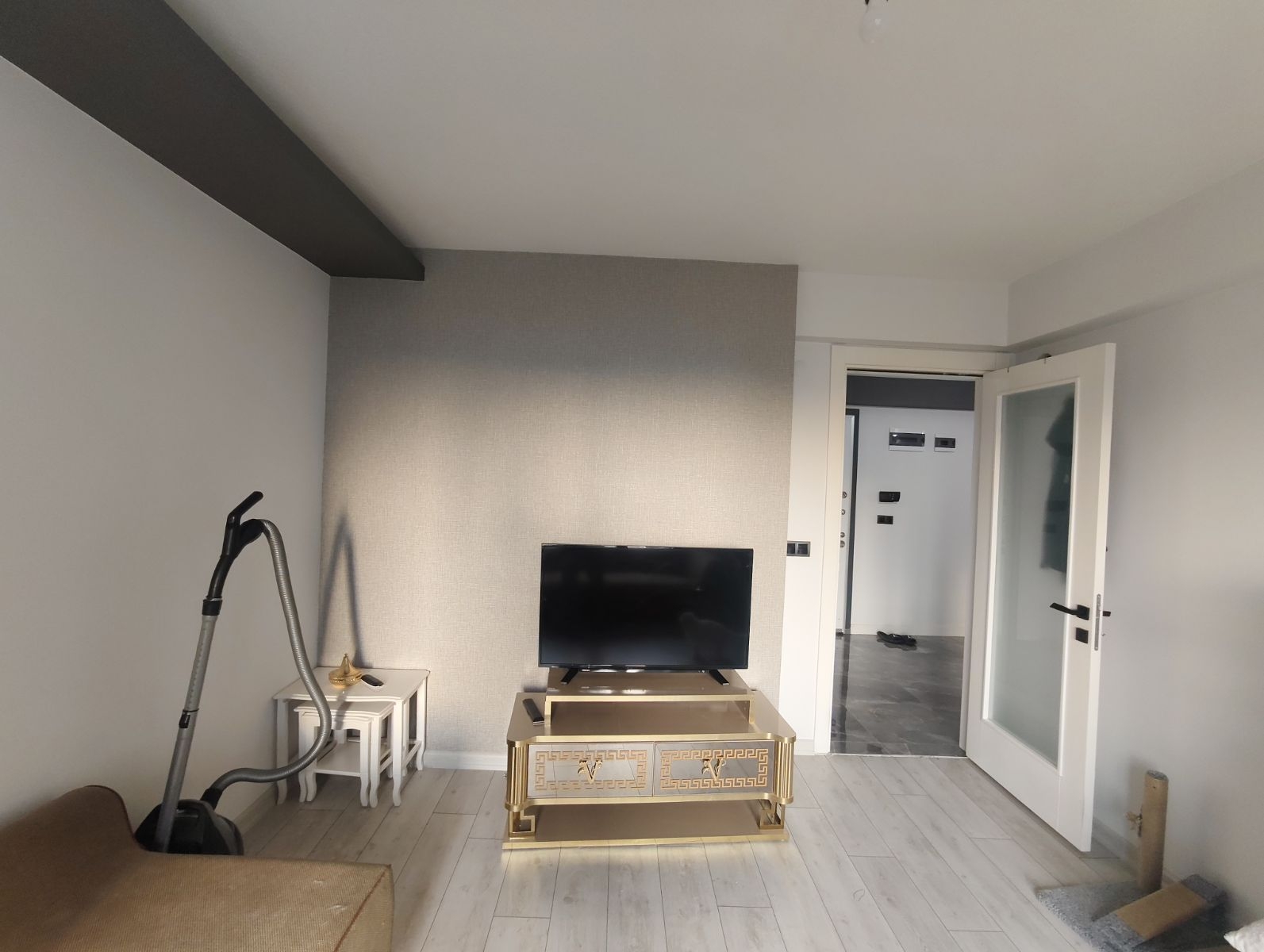 YAKUTTA 3.5+1 HARİKA MANZARALI SÜPER KONUMLU SATILIK DAİRE - Resim 10