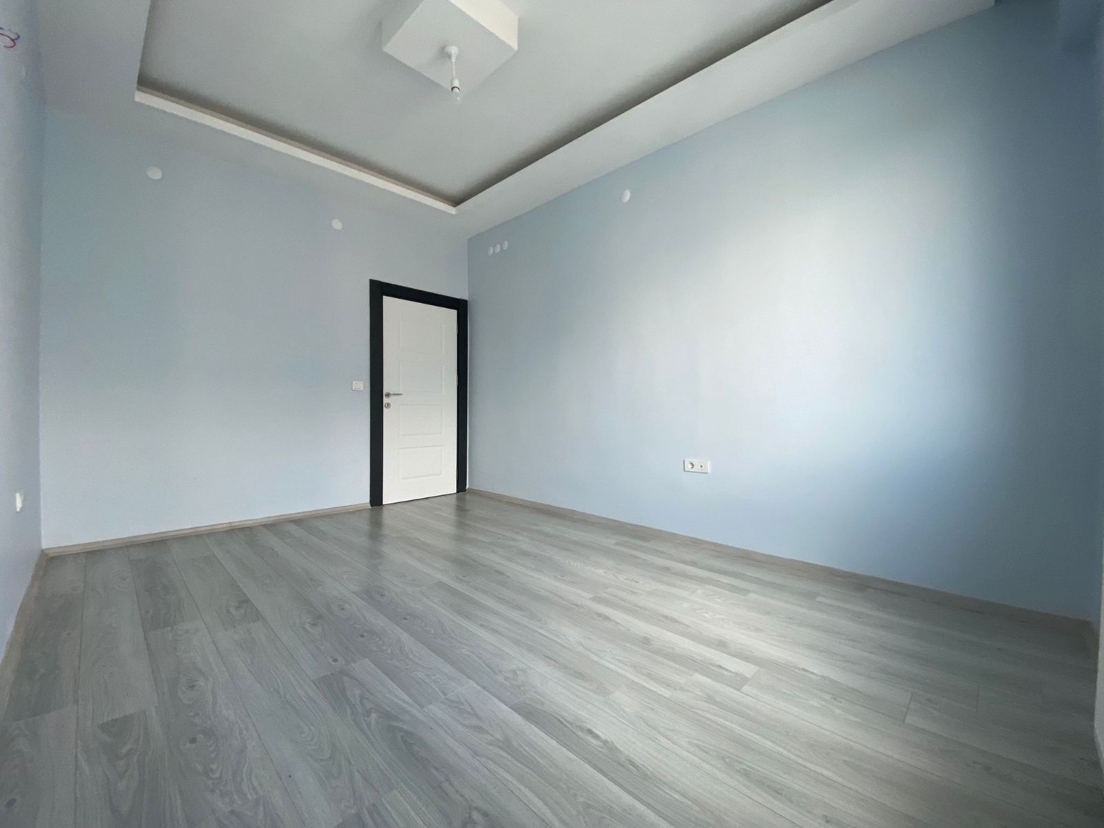 2.5+1 GENİŞ BALKONLU DONAT KİRALIK KÖŞE DAİRE - Resim 16