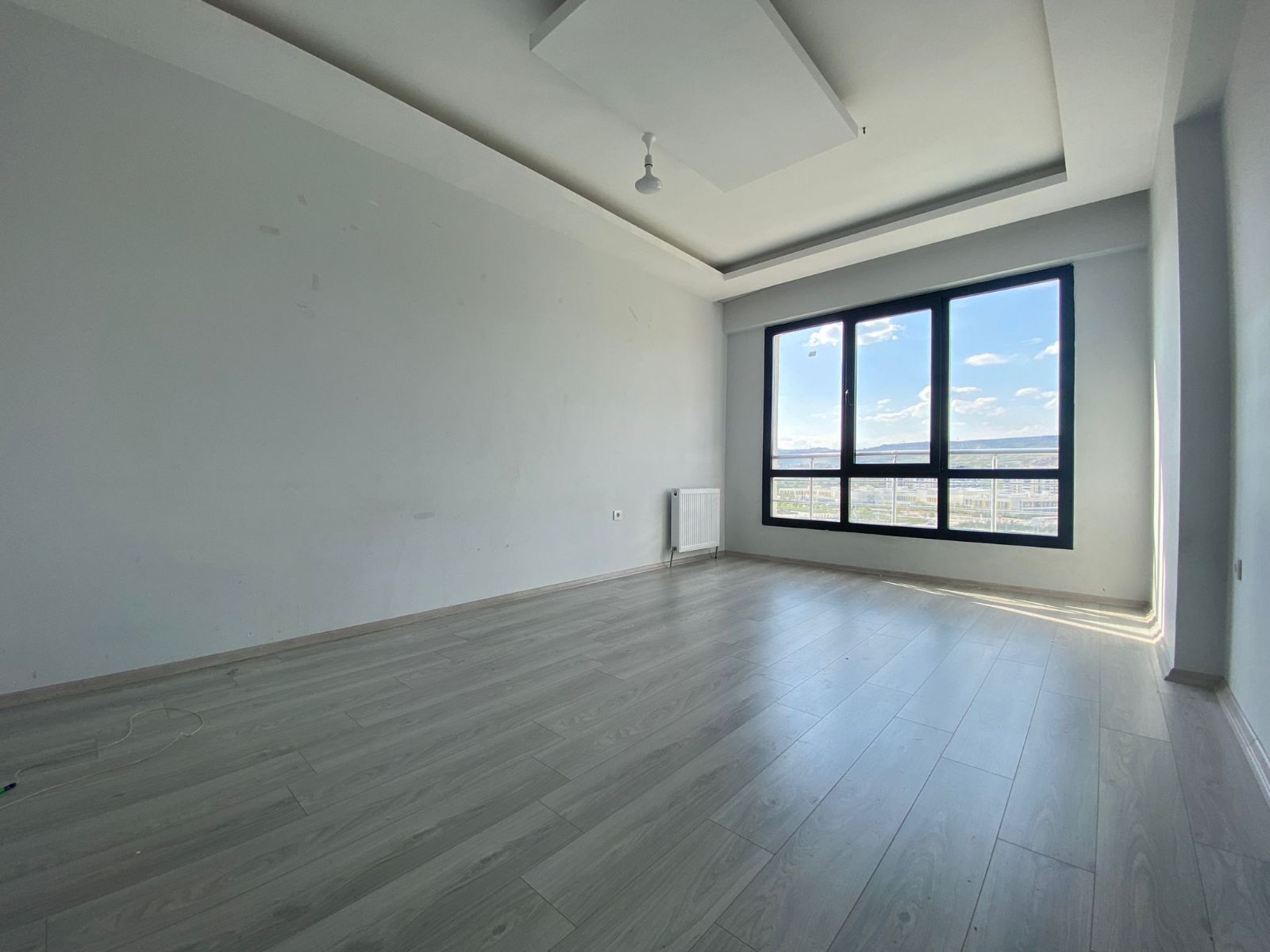 2.5+1 GENİŞ BALKONLU DONAT KİRALIK KÖŞE DAİRE - Resim 18