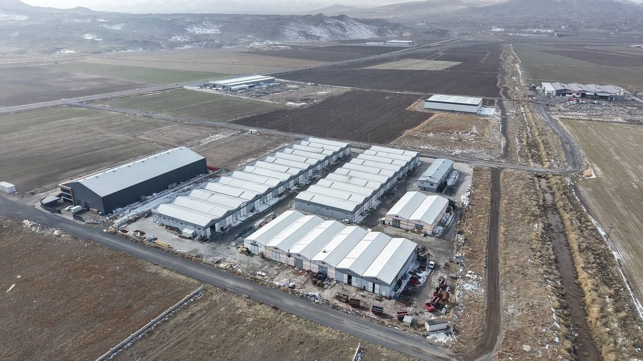 İNCESU BEYLİKTE SATILIK FARBİKA - Resim 8