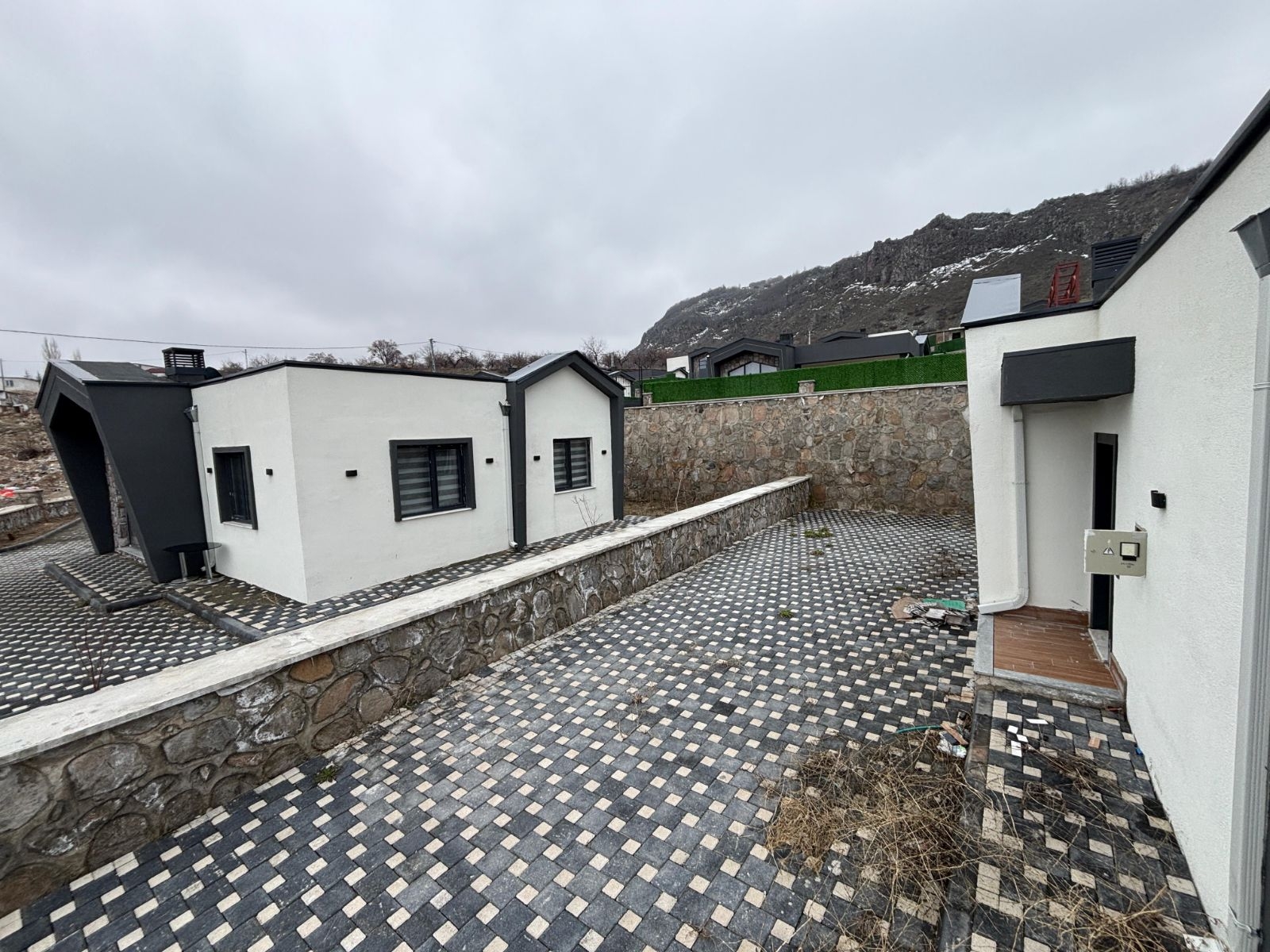 HACILAR ORTASEKİ DE BUTİK 3+1 VİLLA - Resim 13