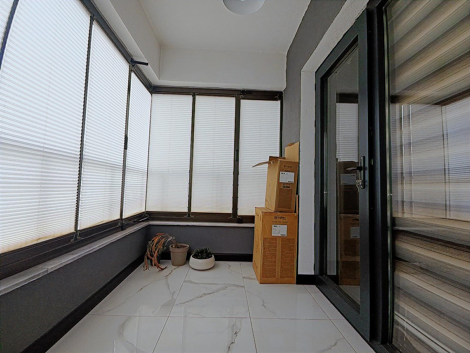 Mevlanada Nirvana Life'da Satılık 3.5+1 Arakat Dubleks Daire - Resim 2