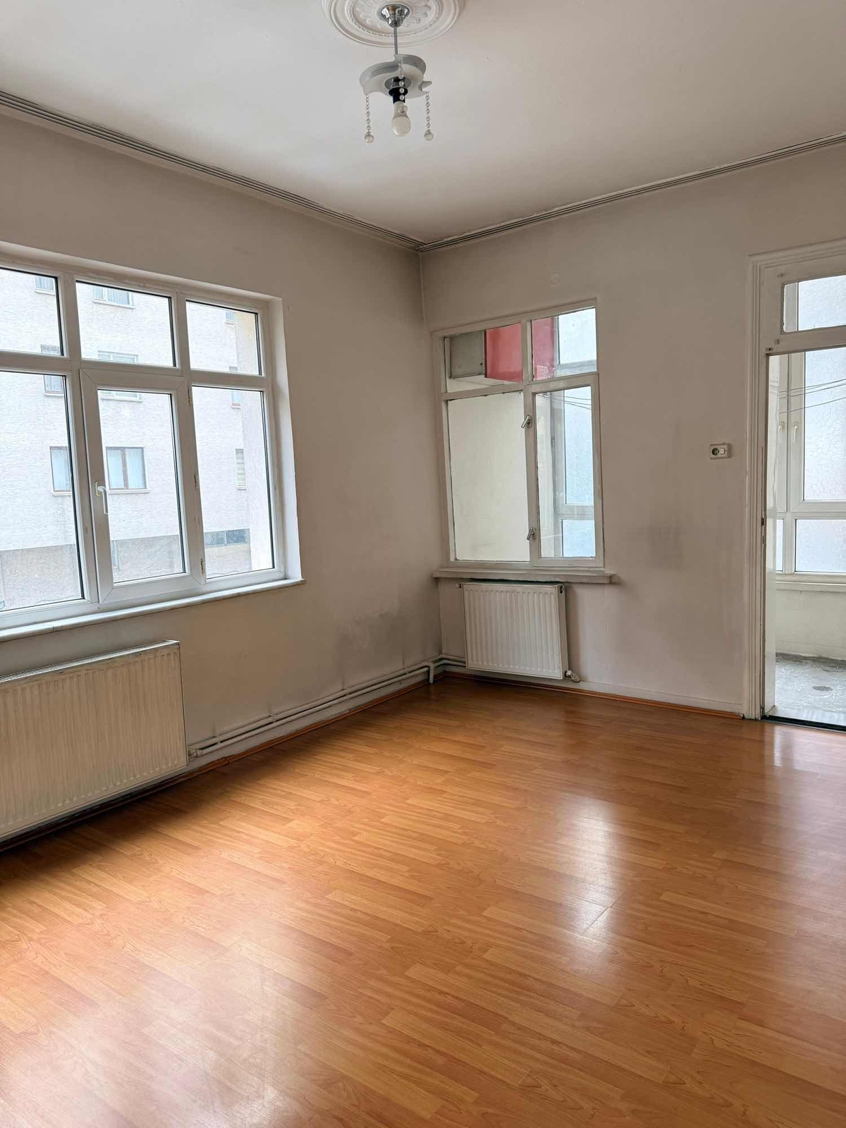 GEVHER NESİBEDE 3+1 KOMBİLİ KİRALIK DAİRE - Resim 13
