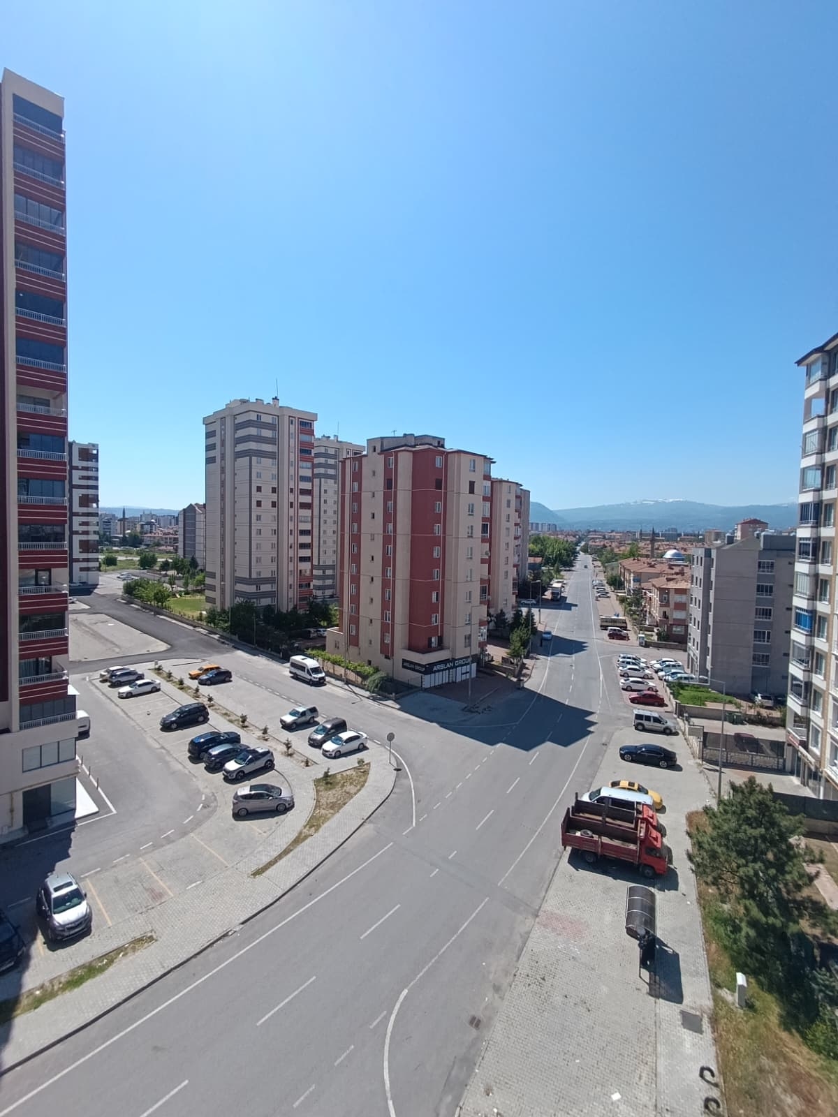 SEYRANİ ANA YOL ÜZERİNDE SATILIK 4+1 DAİRE - Resim 17