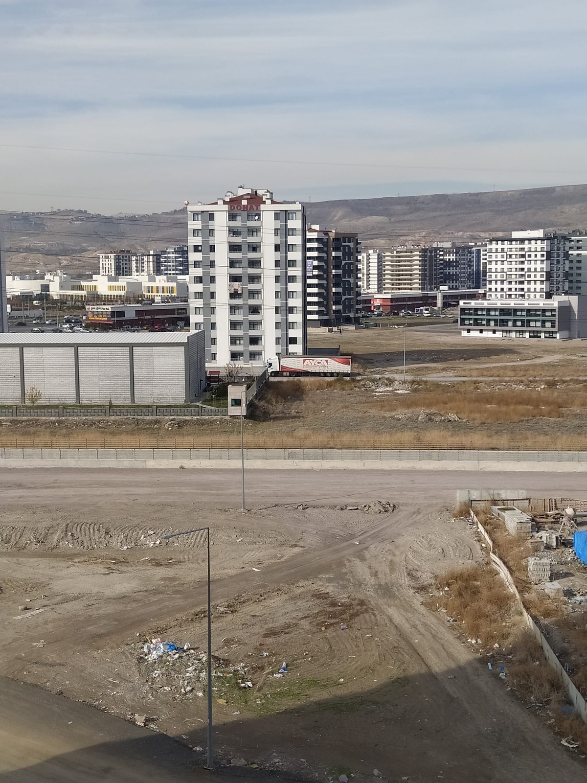 BEKİR YILDIZ BULVARI ŞEHİR HASTANESİ KARŞISI KİRALIK 2+1 DAİRE - Resim 3