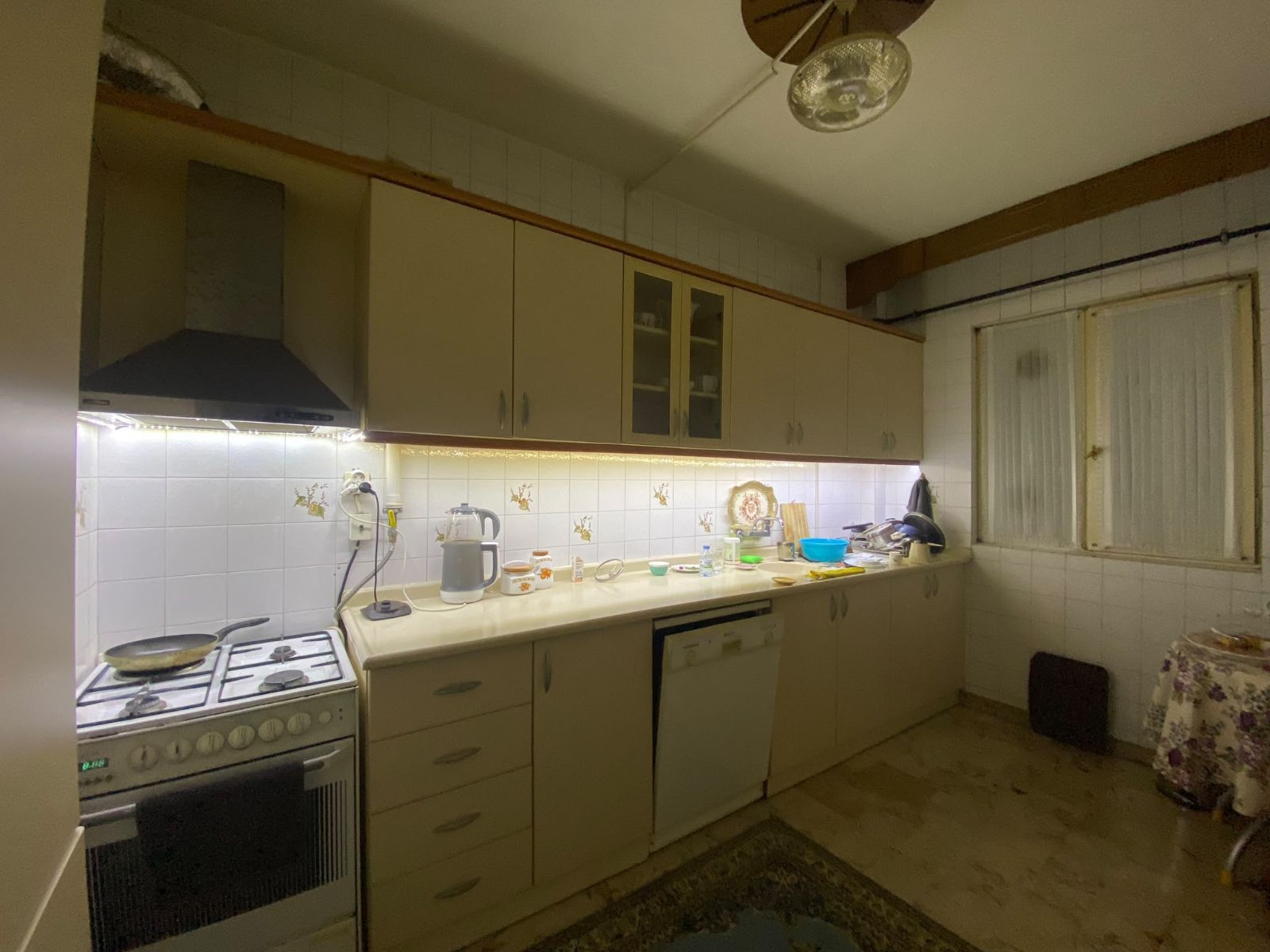NATO CD ANA YOL ÜSTÜ 3+1 GENİŞ DAİRE