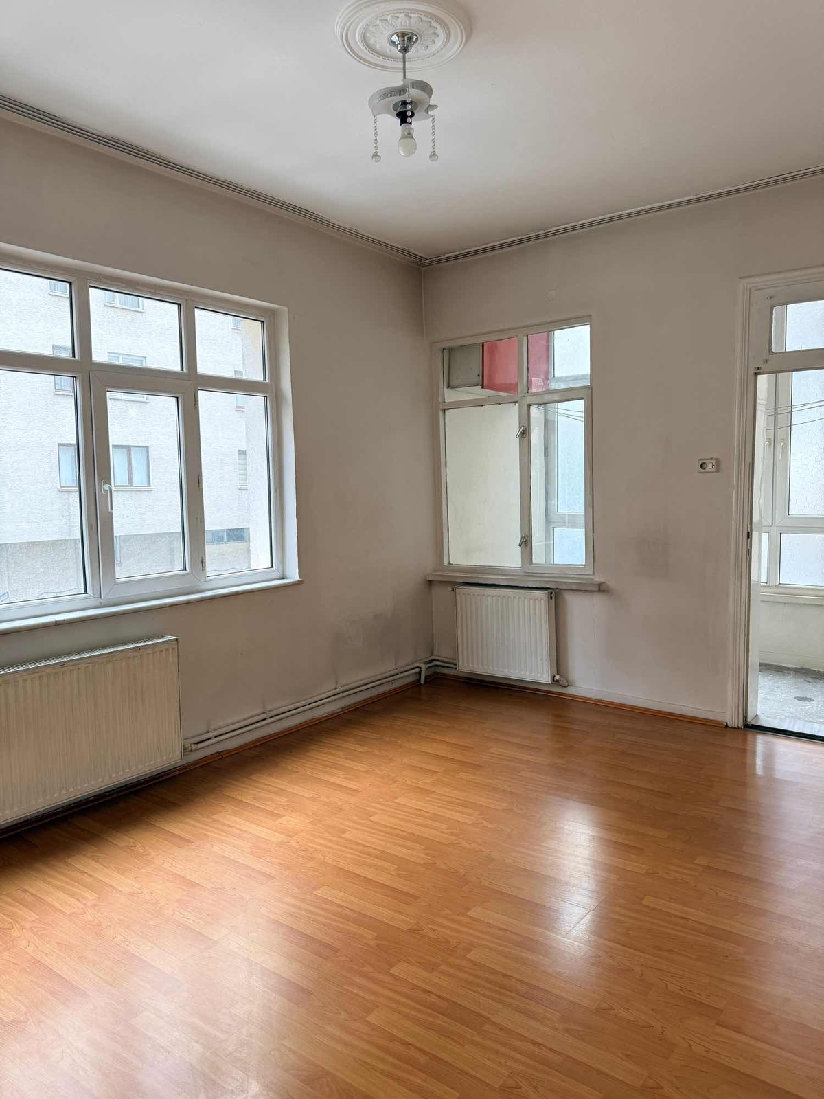 GEVHER NESİBEDE 3+1 KOMBİLİ KİRALIK DAİRE - Resim 4