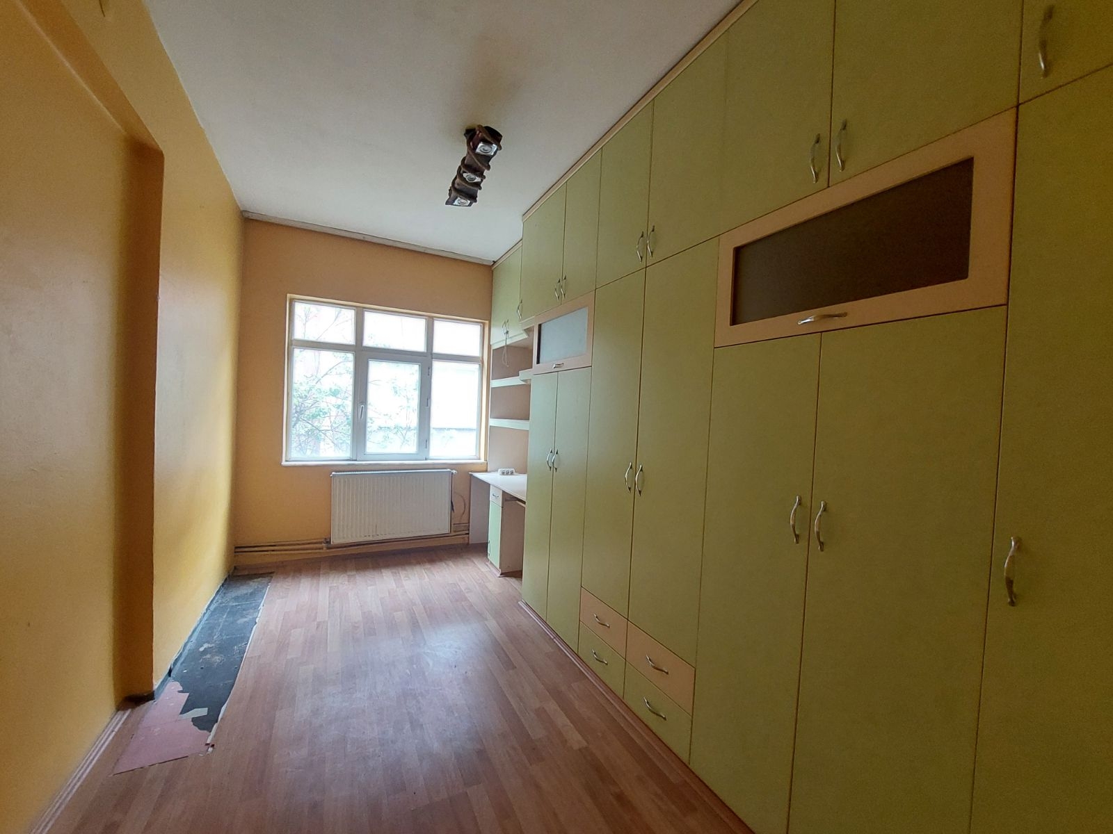 FEVZİ ÇAKMAK TRANVAYA YAKIN KİRALIK DAİRE