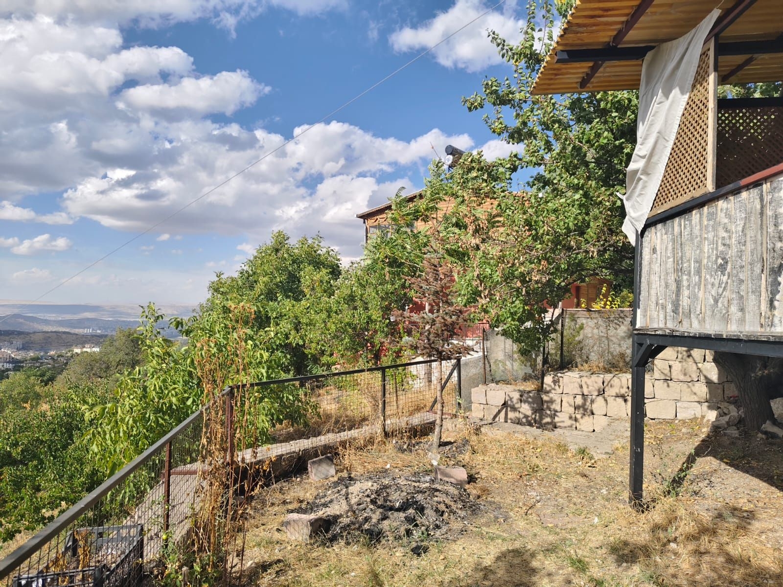 HACILAR AŞAĞI MAHALLE MANZARALI 653 M2 VİLLA PARSELLİ BAĞ EVİ - Resim 16